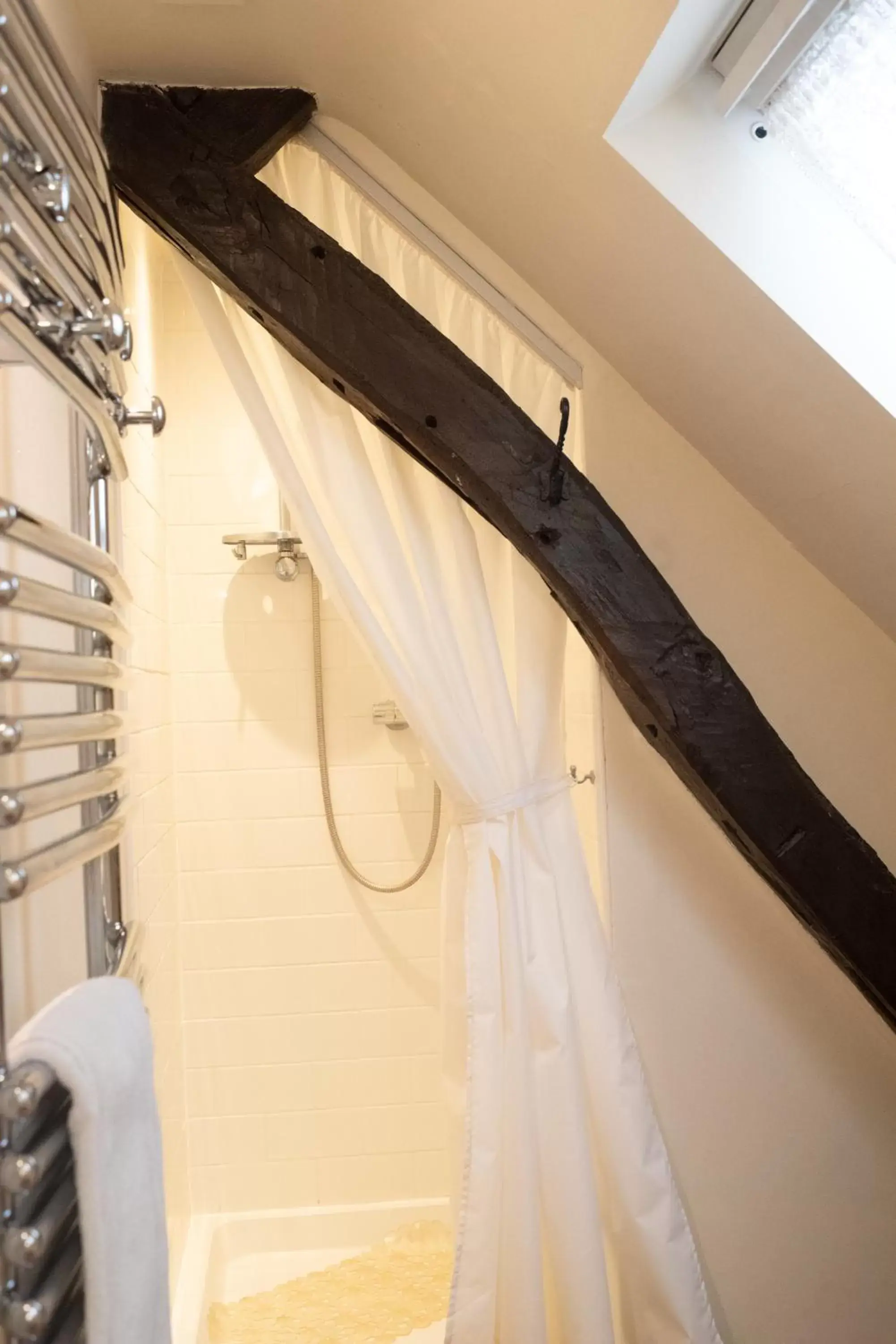 Bathroom in Logis Hotel De France