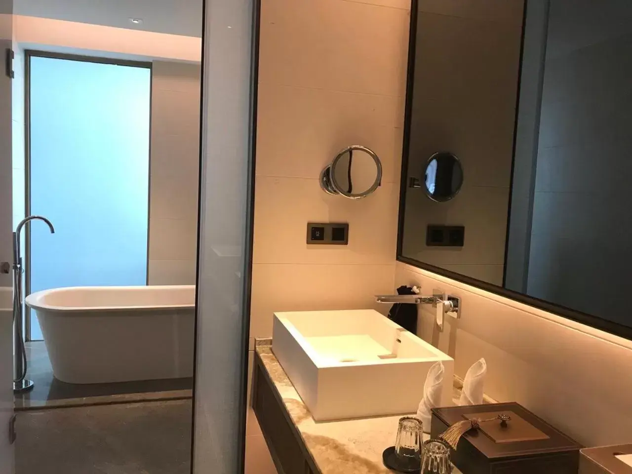 Bathroom in Howard Johnson Plaza by Wyndham Blue Bay Sihanoukville