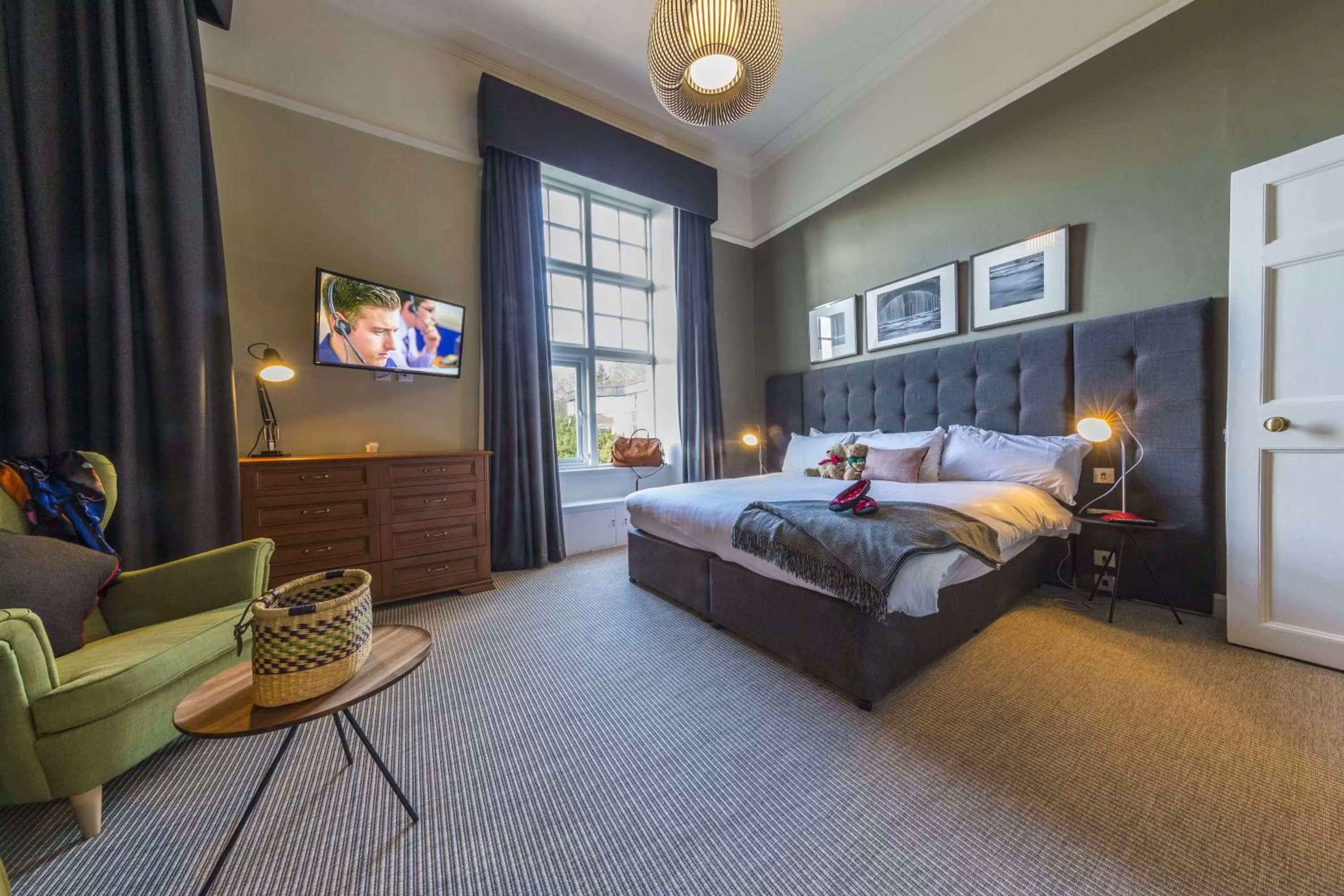 Bedroom, Bed in Peebles Hydro