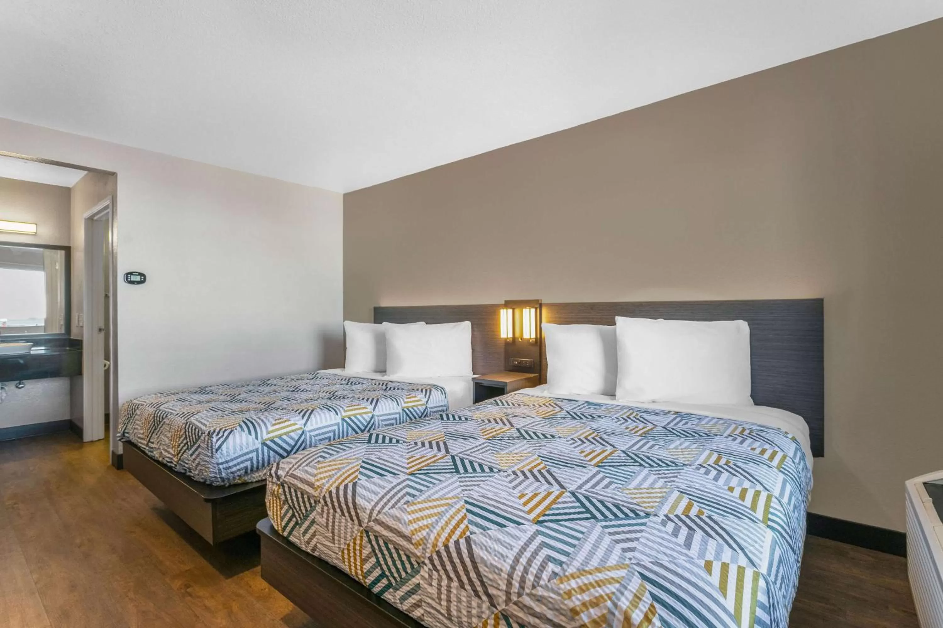 Photo of the whole room, Bed in Motel 6-Merced, CA - North