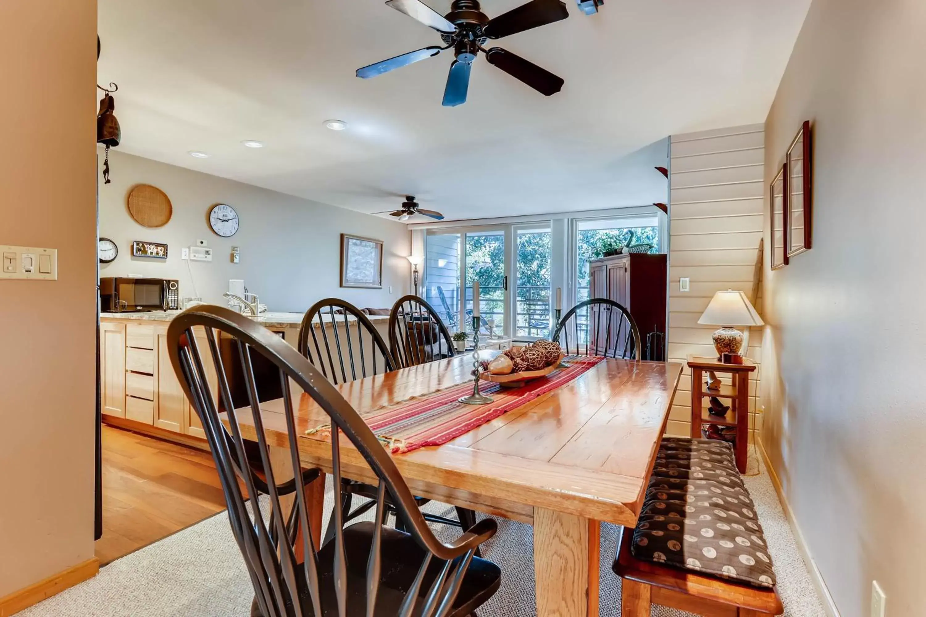 Dining area in Simba Run Vail Condominiums Dining area in Simba Run Vail Condominiums