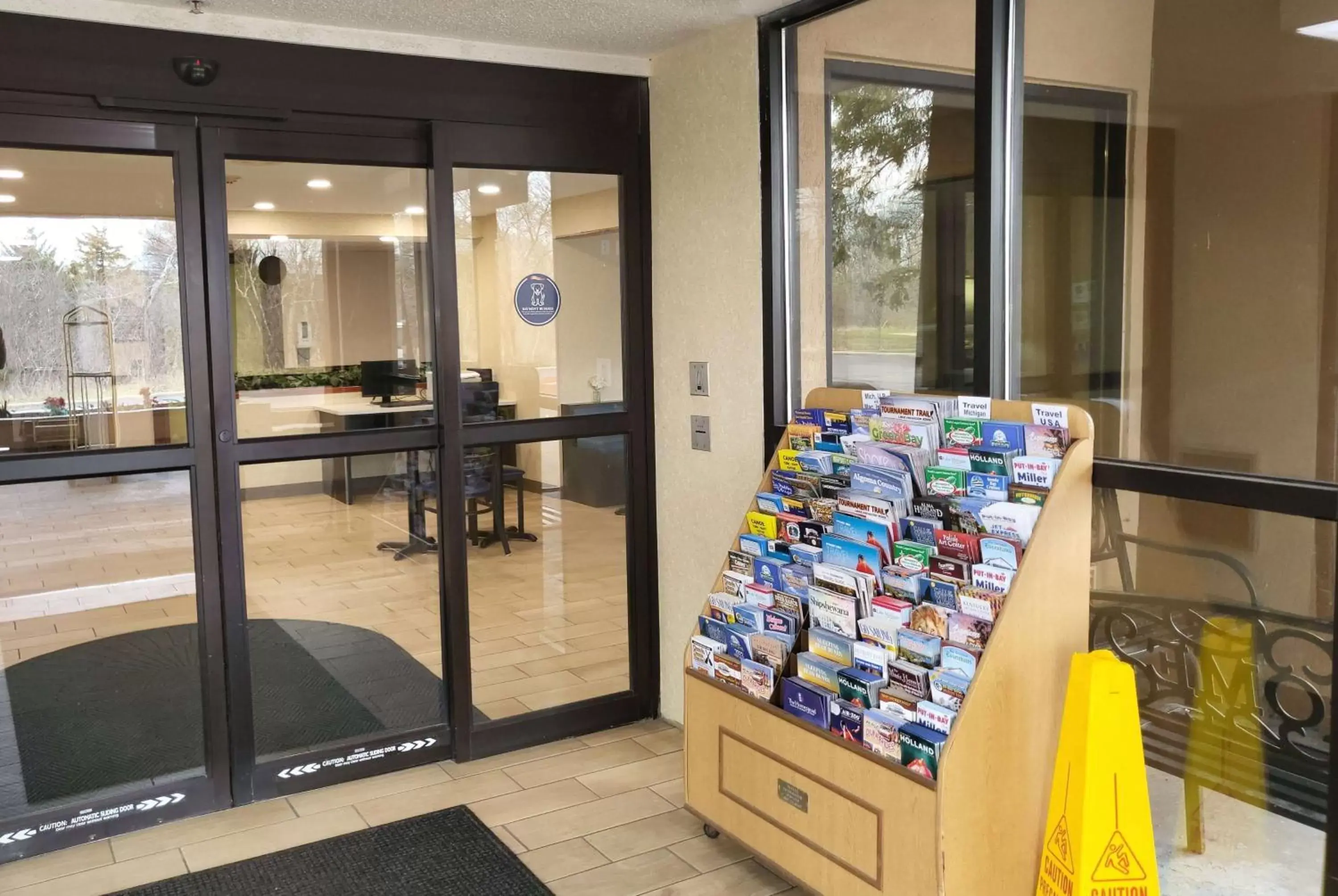 Lobby or reception in Baymont by Wyndham Bridgeport/Frankenmuth Lobby or reception in Baymont by Wyndham Bridgeport/Frankenmuth