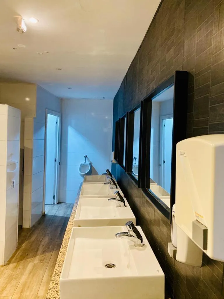 Bathroom in Mellow Barcelona