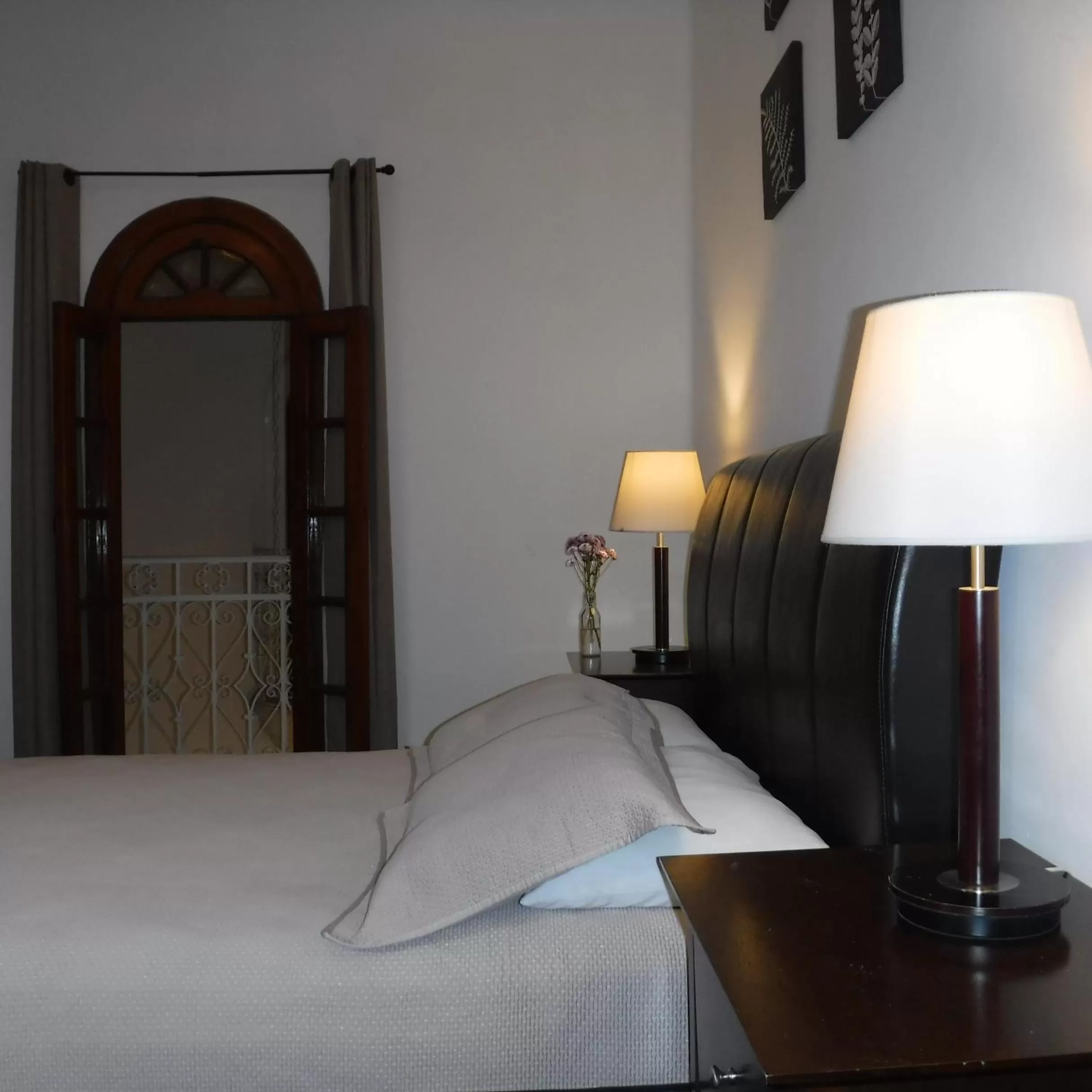 Photo of the whole room, Bed in Condesa Haus B&B