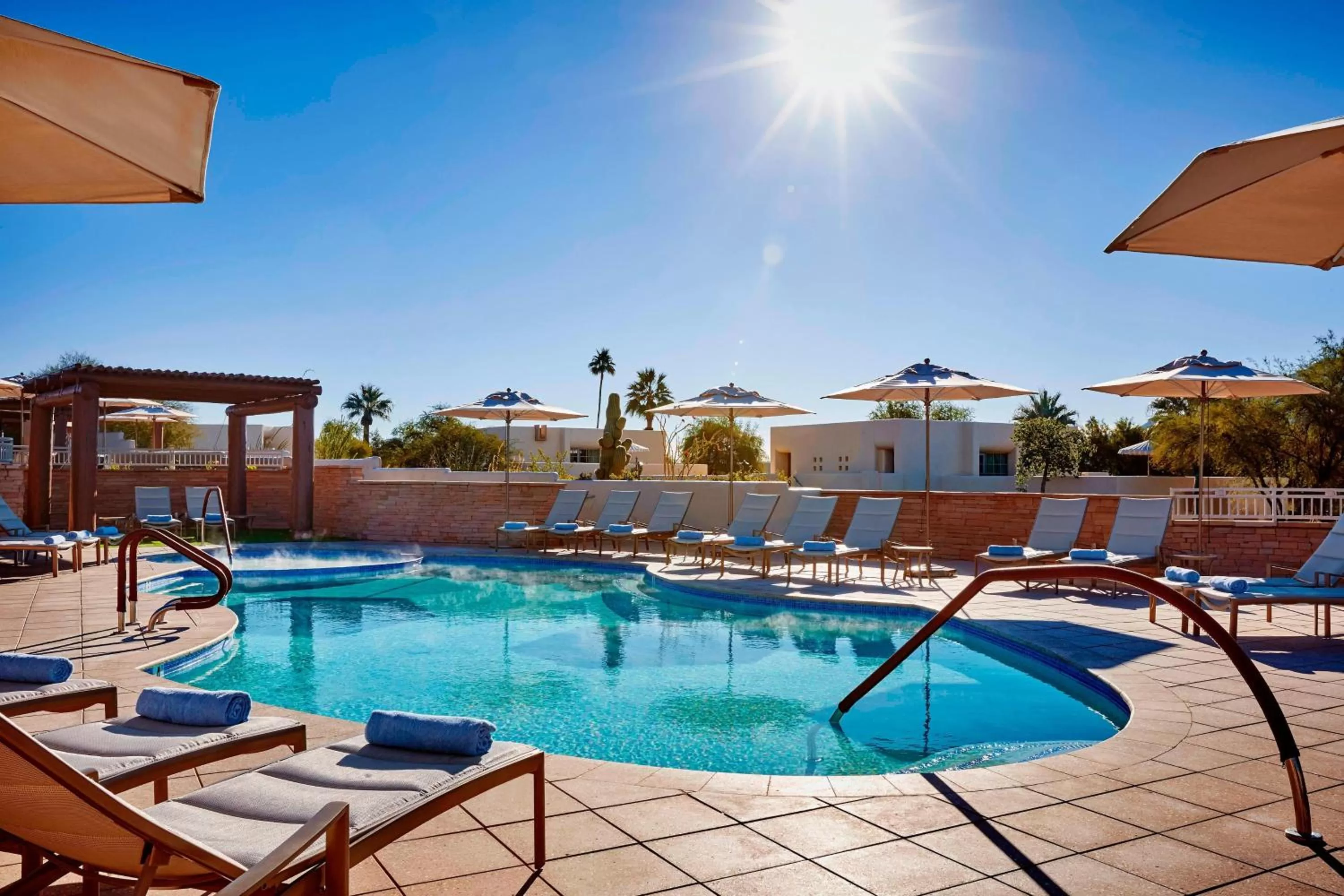 Swimming pool in JW Marriott Scottsdale Camelback Inn Resort & Spa