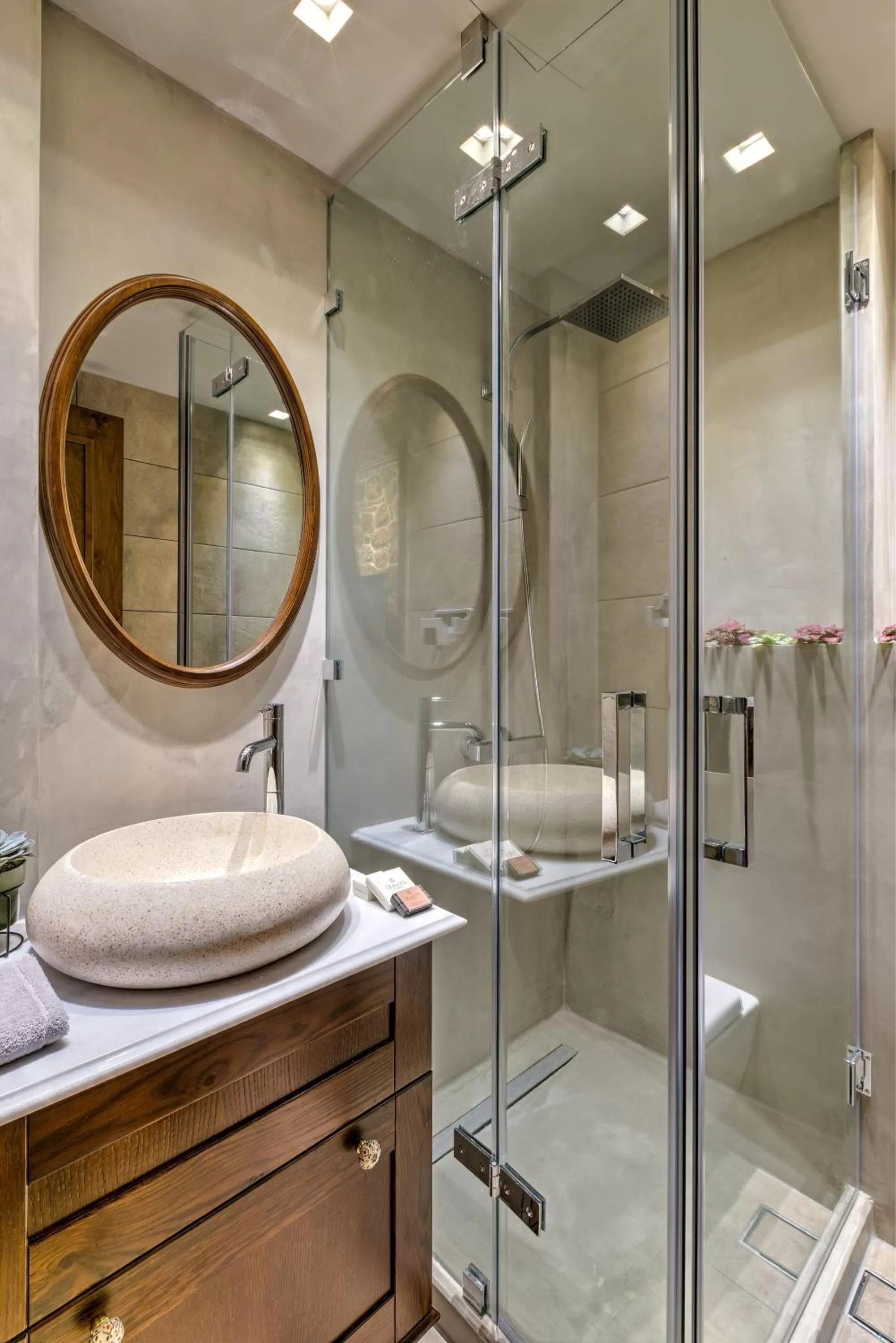 Shower in Estia Boutique Apartments