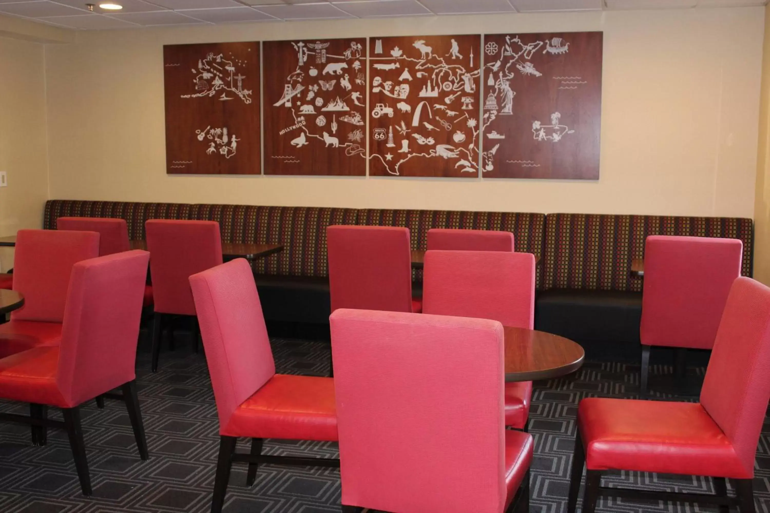 Breakfast, Restaurant/Places to Eat in TownePlace Suites Wilmington Newark / Christiana