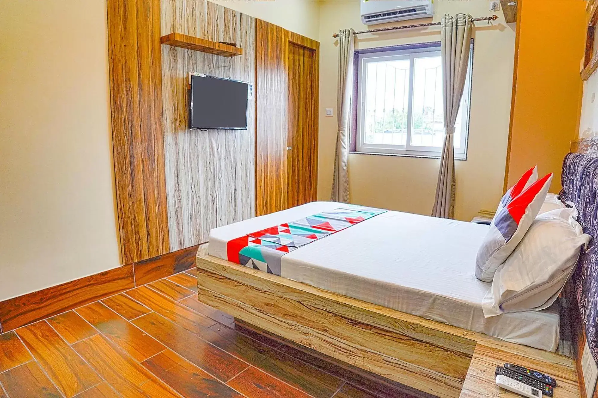 View (from property/room), Bed in FabHotel Quest - Nr Quest Mall View (from property/room), Bed in FabHotel Quest - Nr Quest Mall