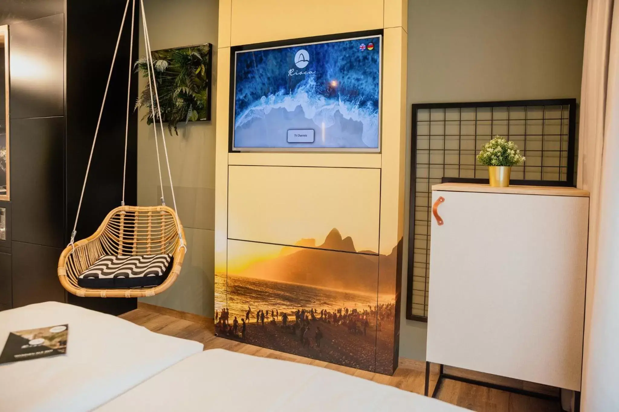 TV and multimedia, Bed in Rioca Stuttgart Posto 4 TV and multimedia, Bed in Rioca Stuttgart Posto 4