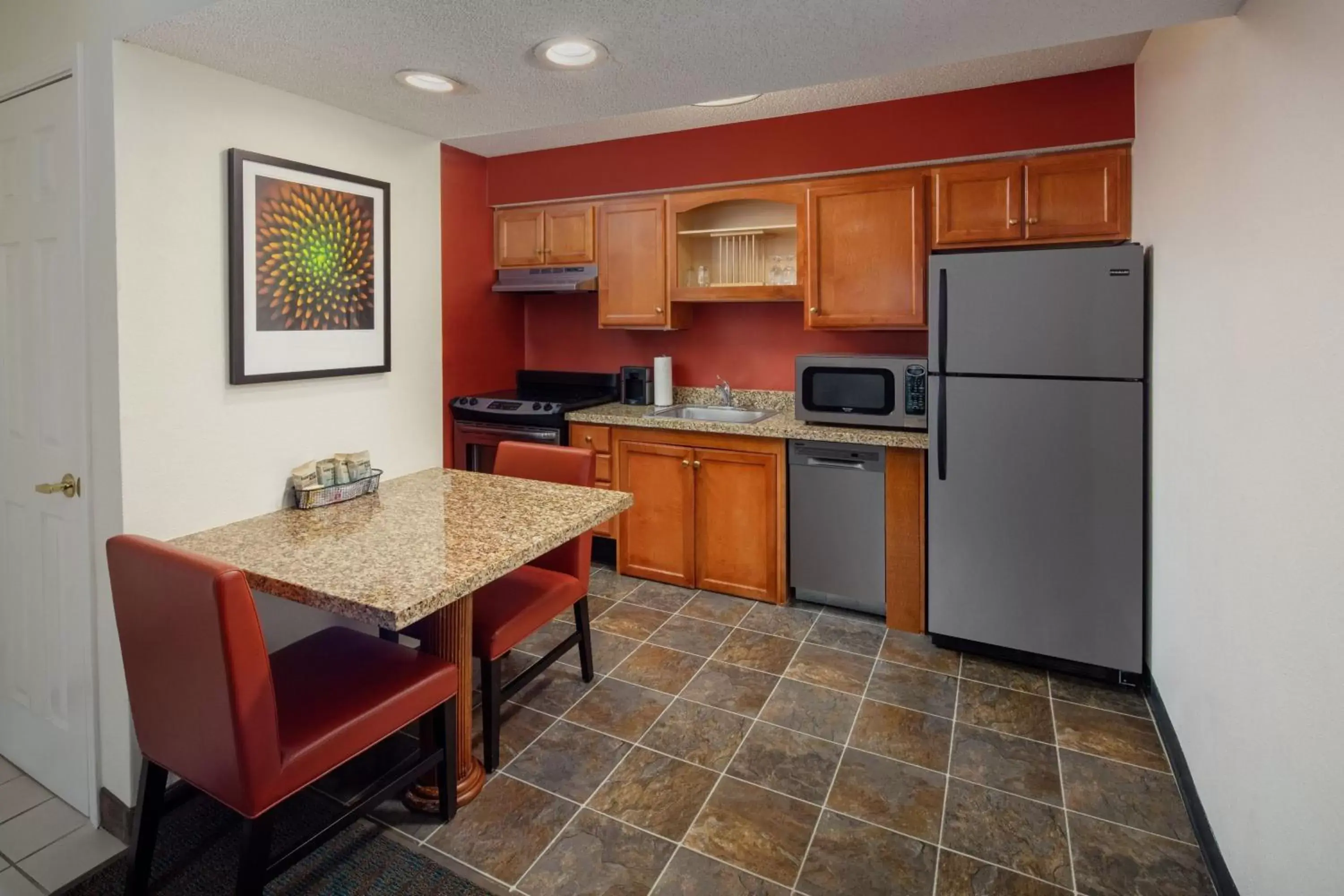 Kitchen or kitchenette, Kitchen/Kitchenette in Residence Inn Binghamton