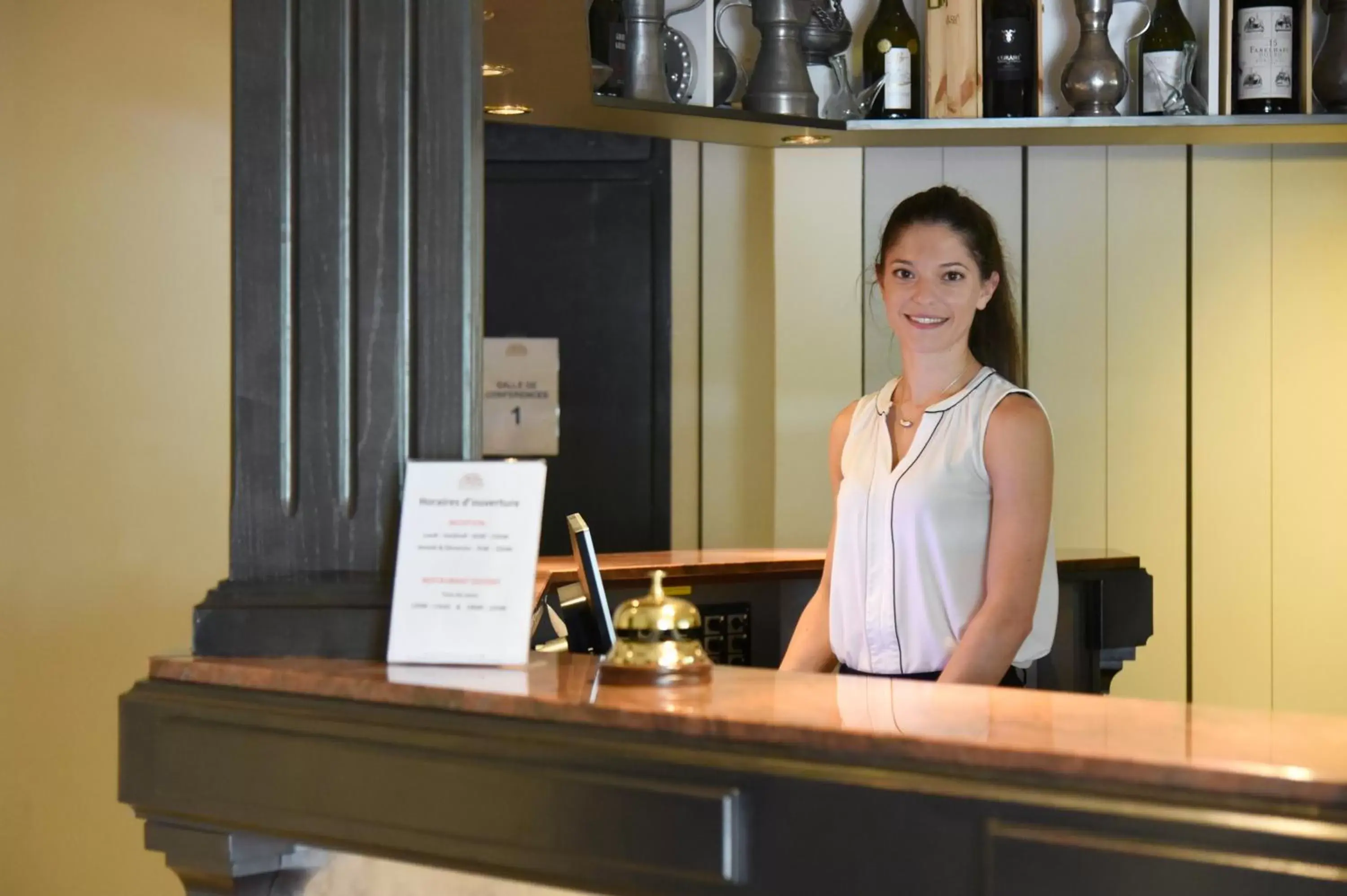 Staff, Lobby/Reception in Hôtel des Mosaiques