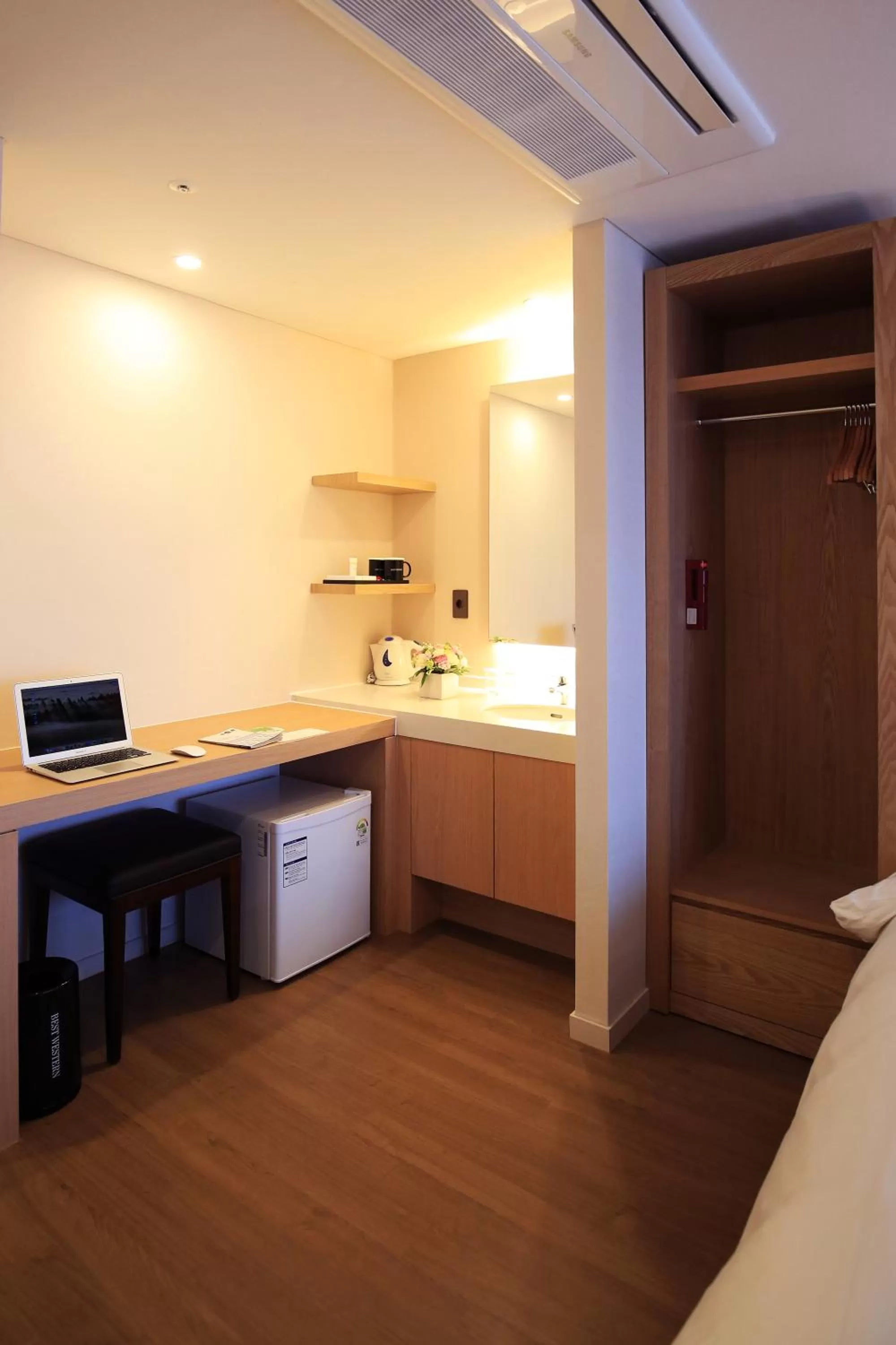 hair dresser in Best Western Jeju Hotel