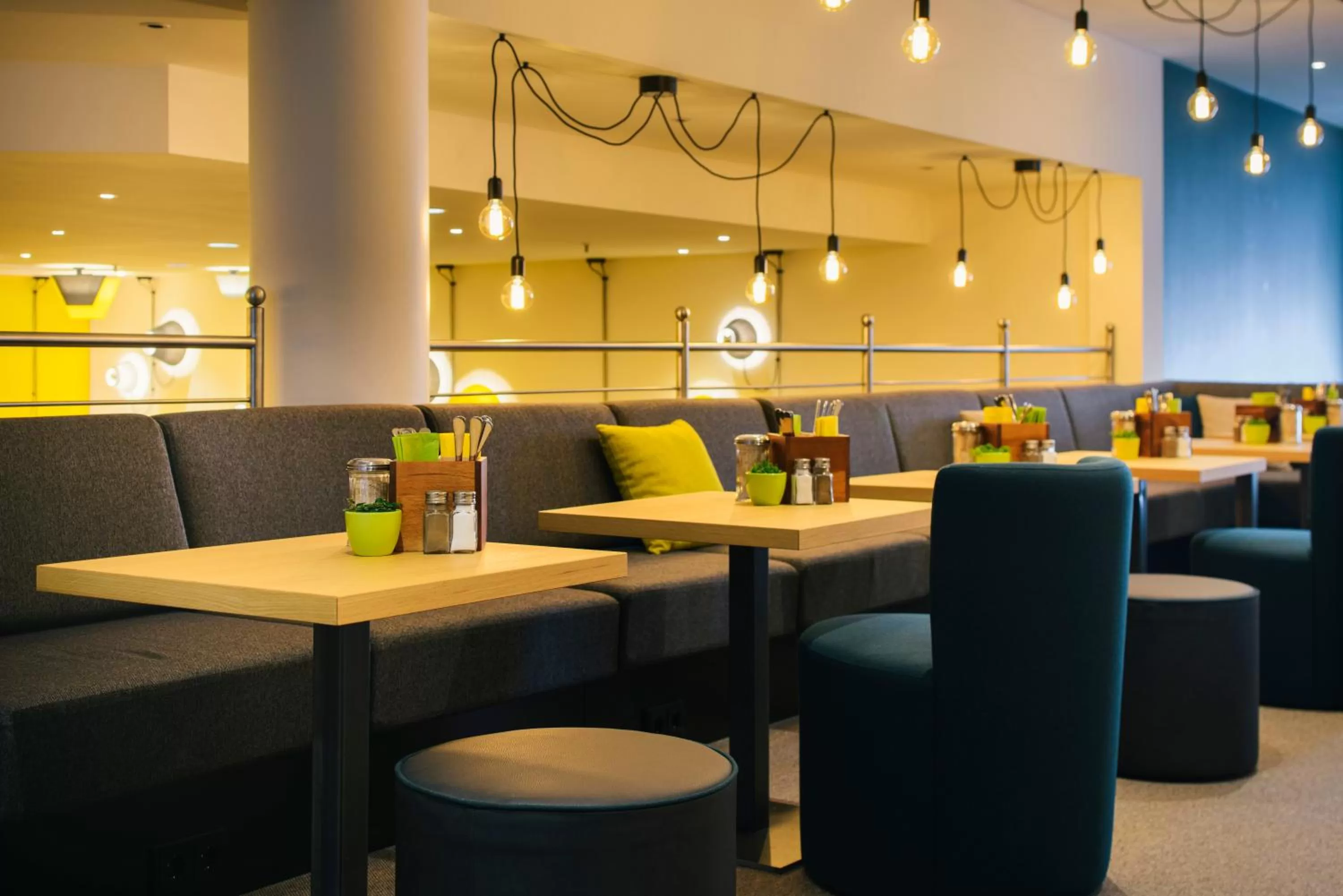 Lounge or bar in Vienna House Easy by Wyndham Coburg