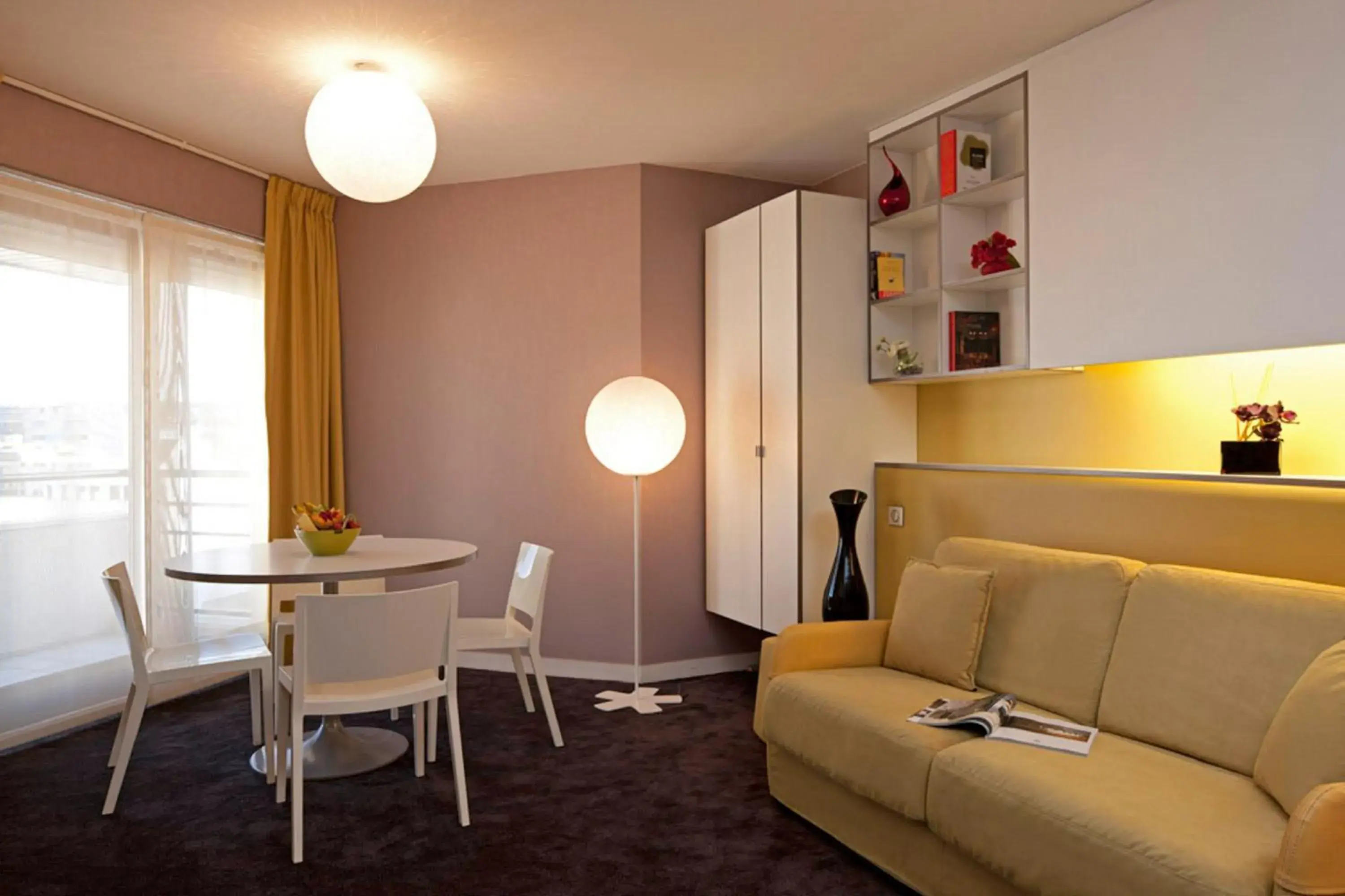 Living room, Seating Area in AppartHotel Mercure Paris Boulogne