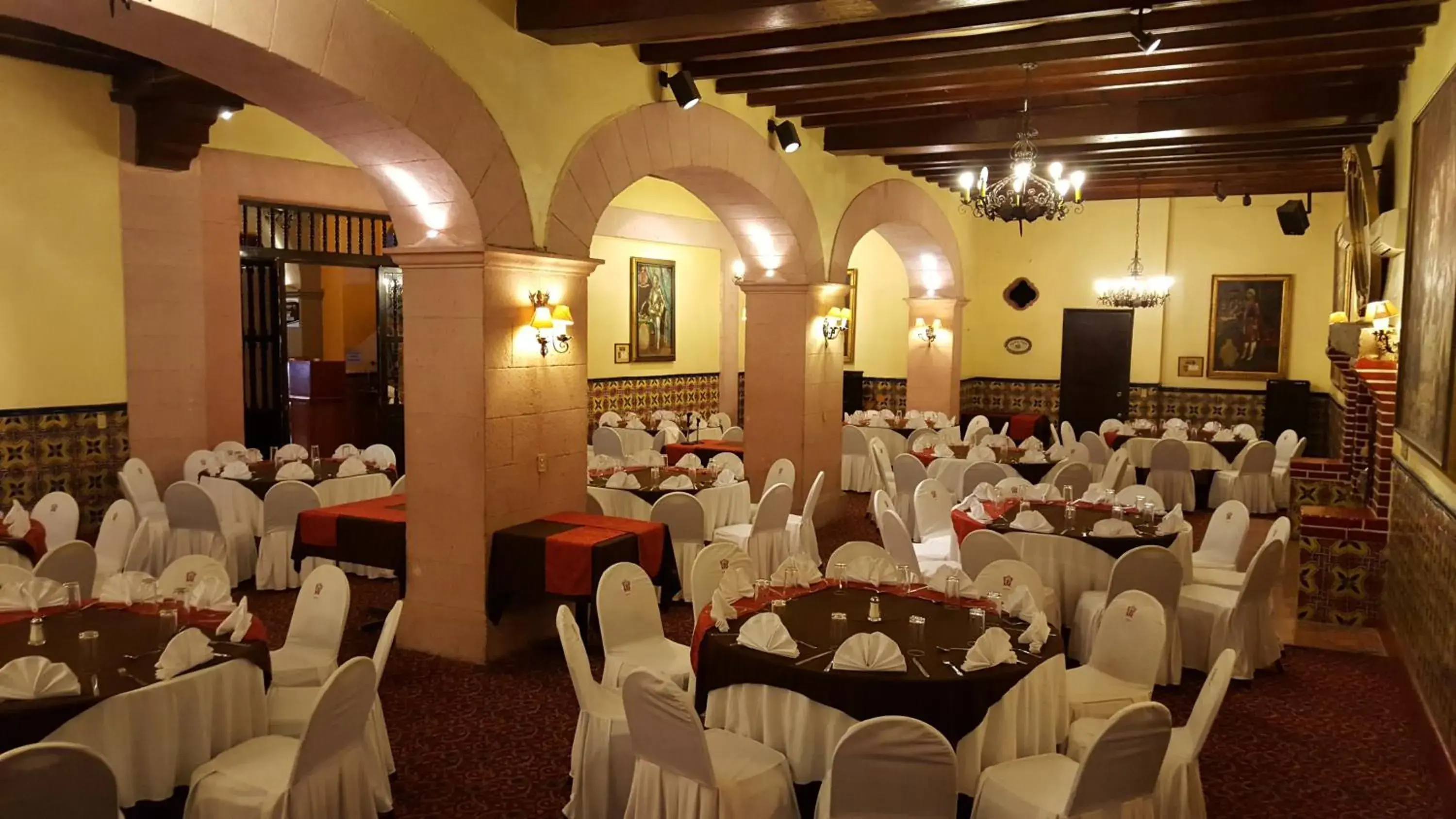 Lounge or bar, Banquet Facilities in Hotel Posada Santa Fe