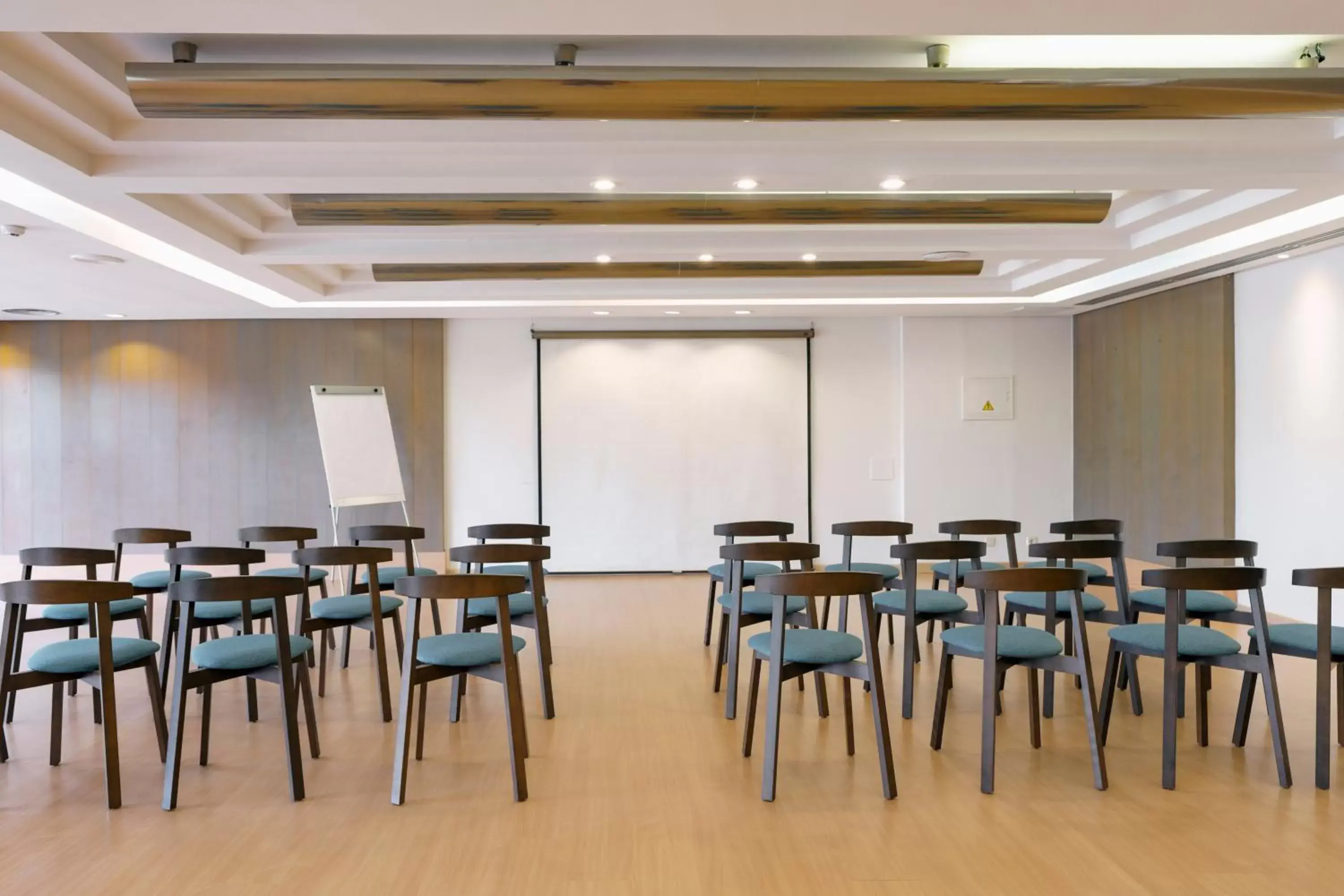 Meeting/conference room in Dreams Lanzarote Playa Dorada Resort & Spa
