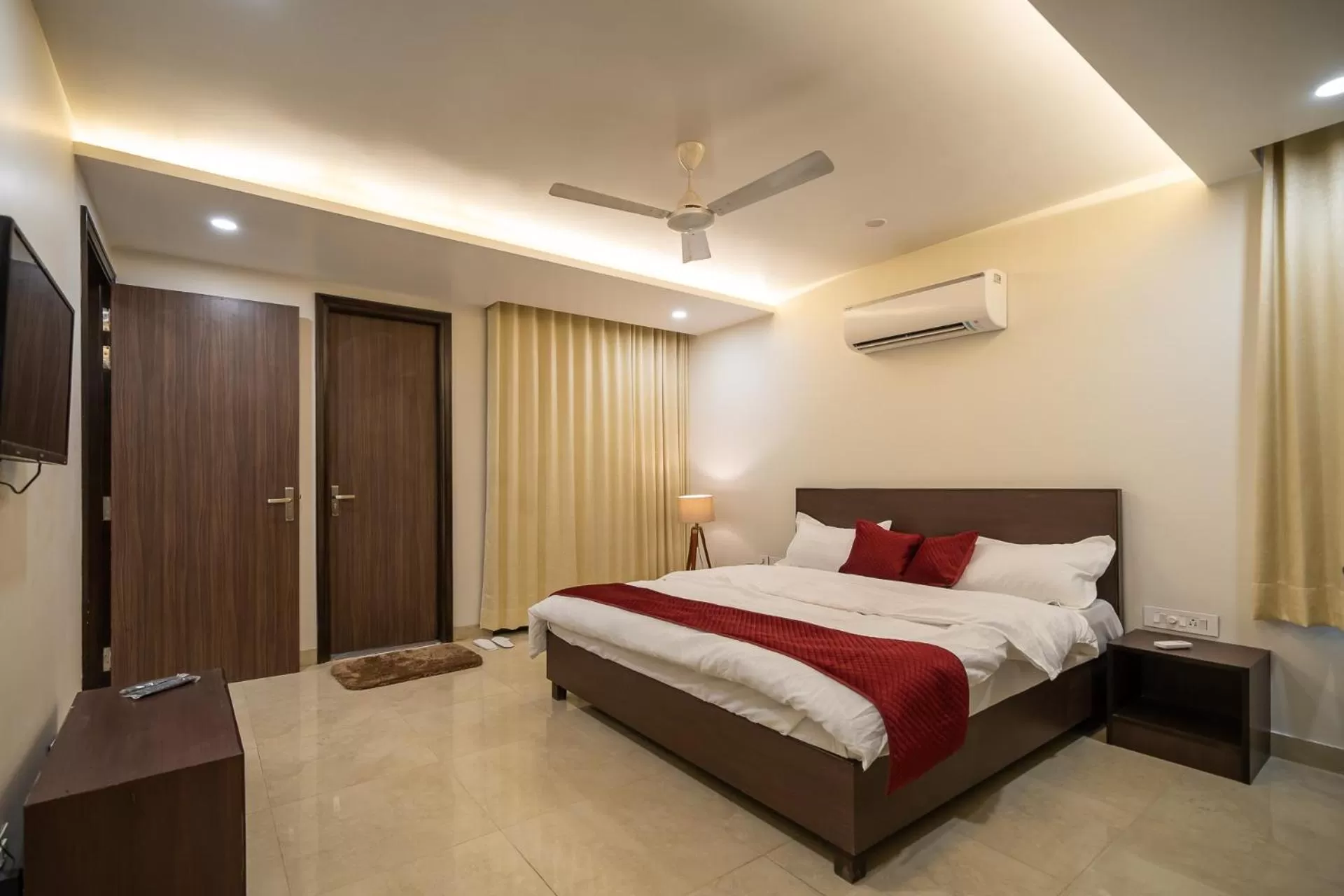 Bed in Sheerha Royal Residency-Near Jaipur Airport