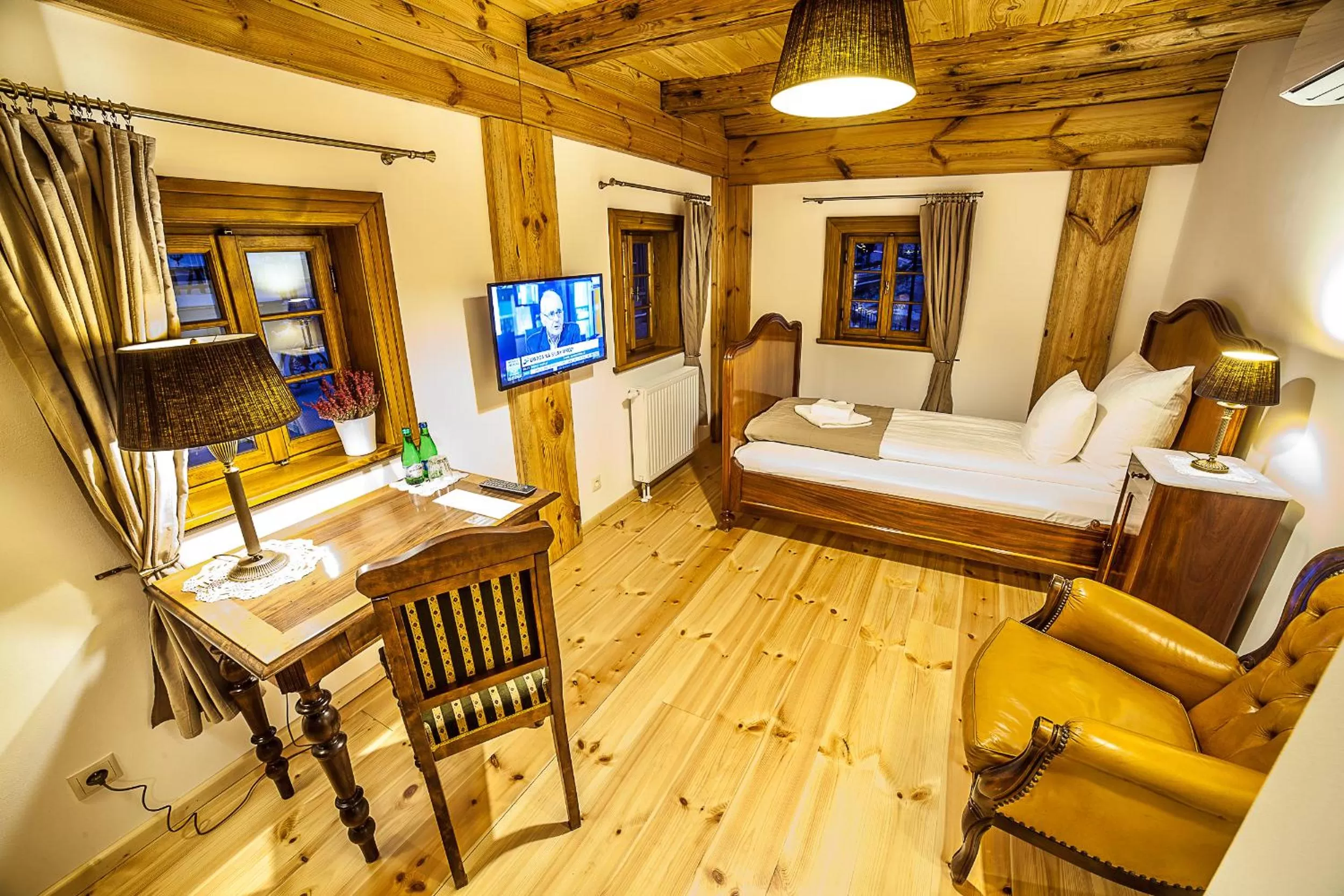 Photo of the whole room in Pensjonat Dom Zegarmistrza