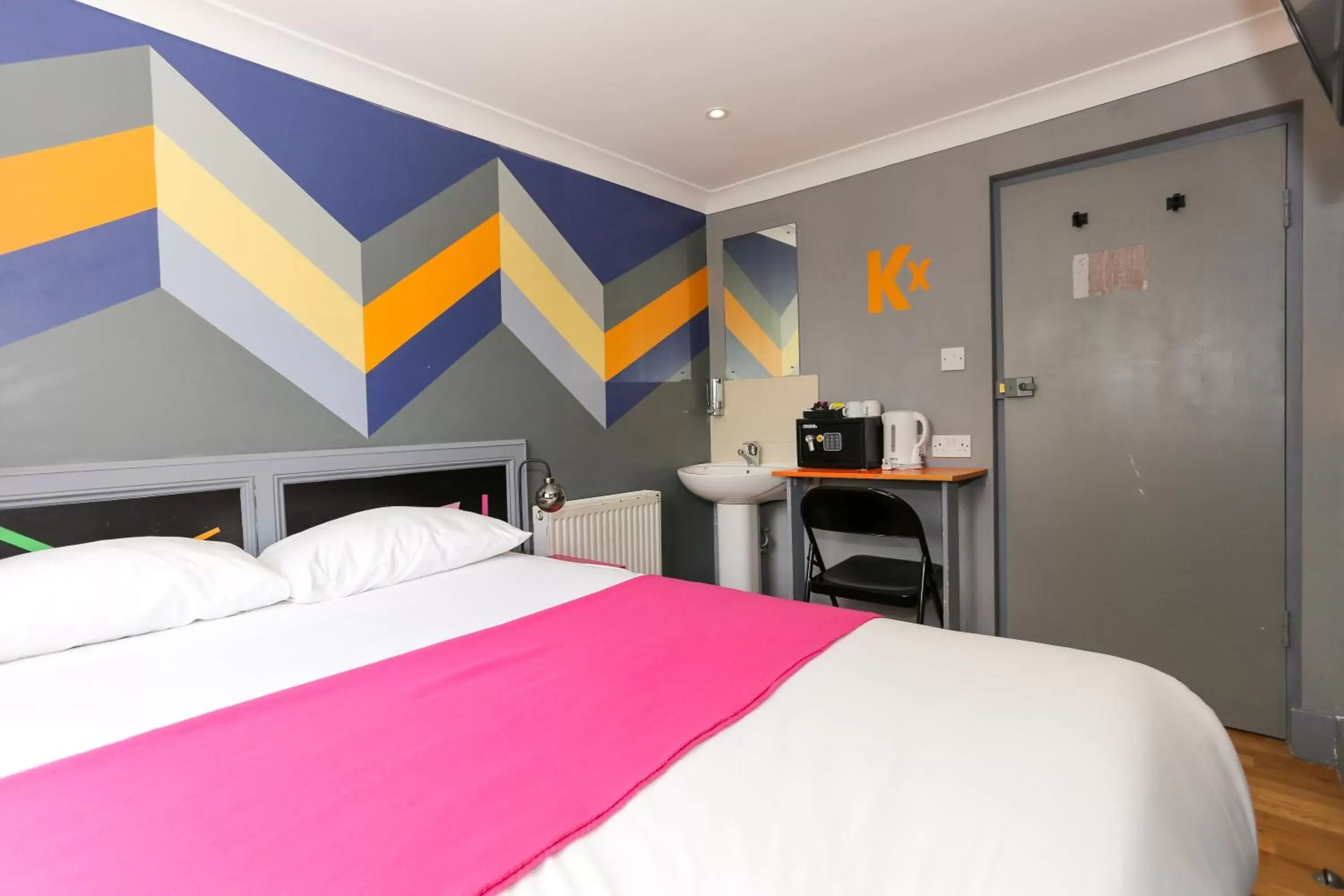 Bed in KX Rooms Kings Cross