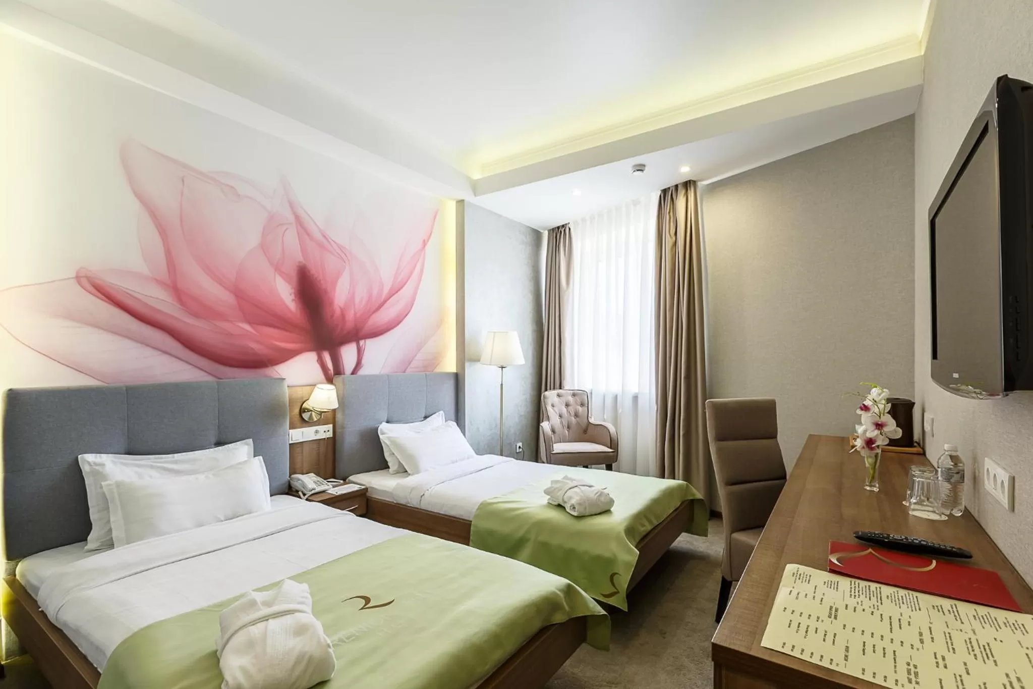 Bed in Renion Hills Hotel