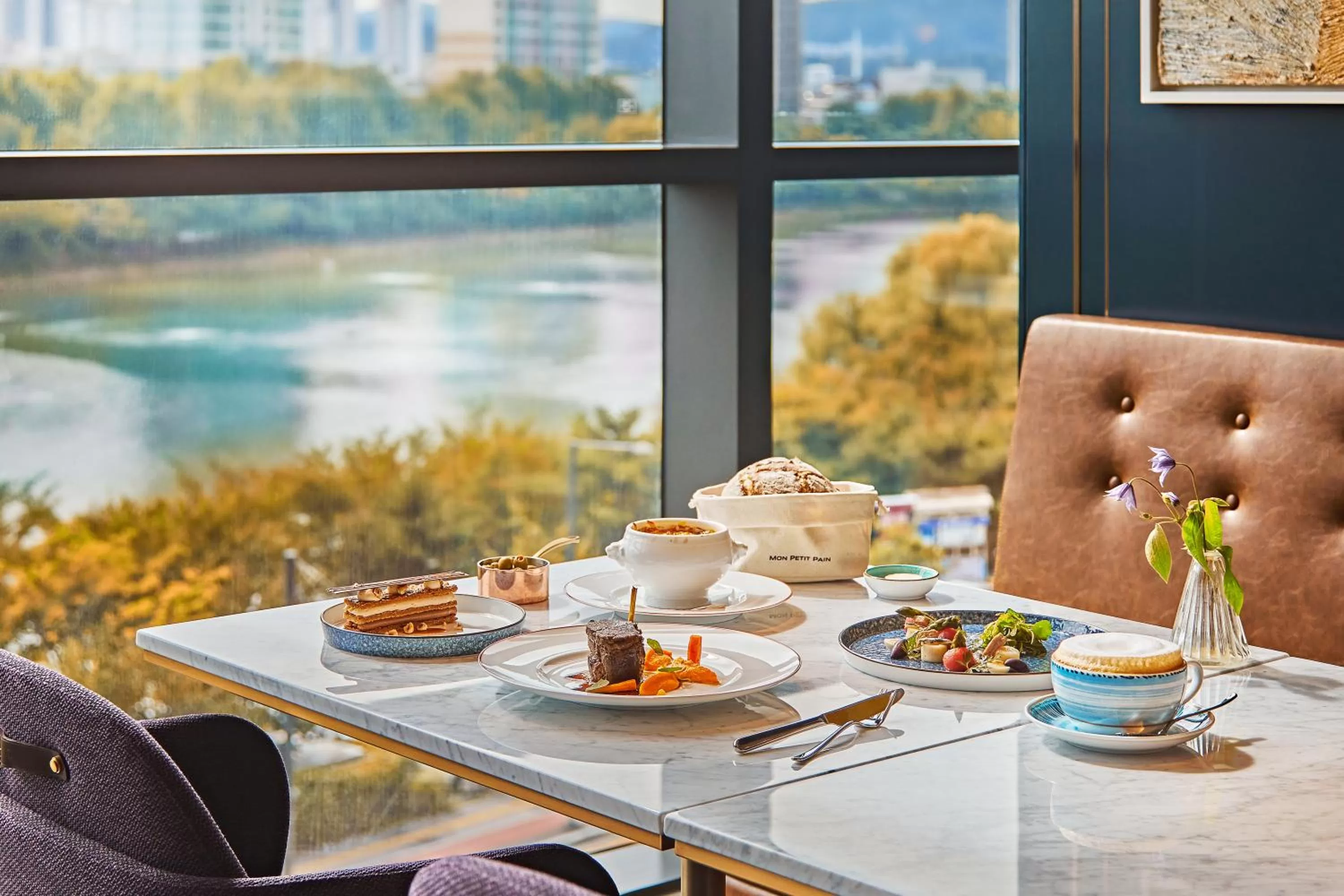 Restaurant/places to eat in Sofitel Ambassador Seoul Hotel & Serviced Residences