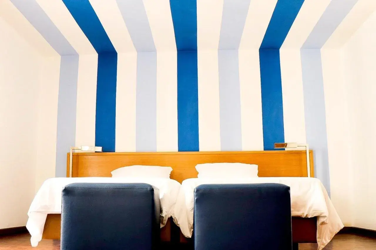 Photo of the whole room, Bed in Amparo Photo of the whole room, Bed in Amparo