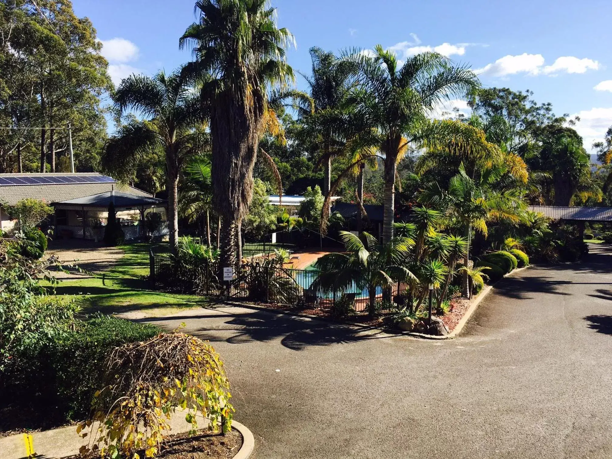 Property building in Fairway Motor Inn Property building in Fairway Motor Inn