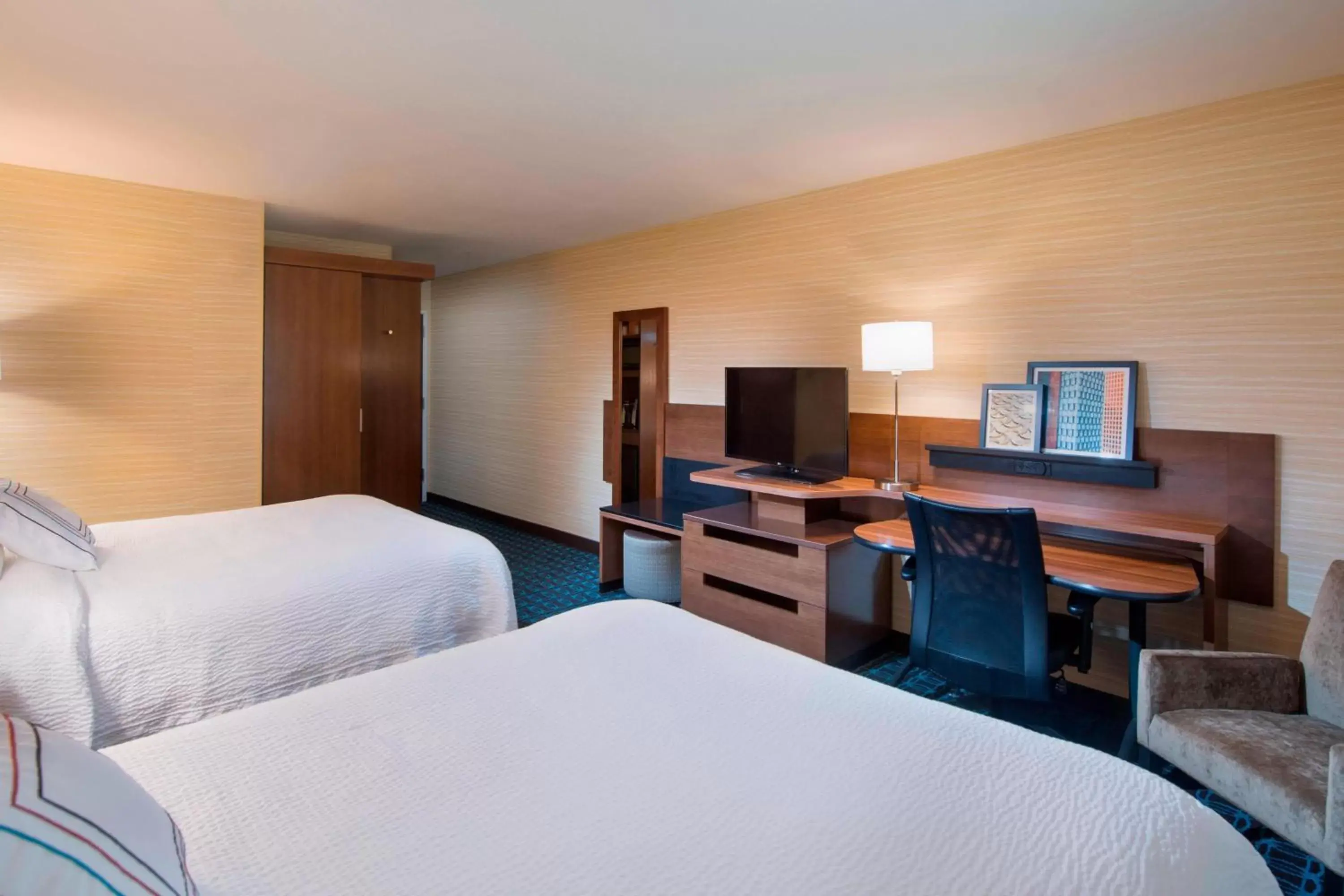 Queen Room with Two Queen Beds and City View in Fairfield Inn & Suites by Marriott Scottsbluff