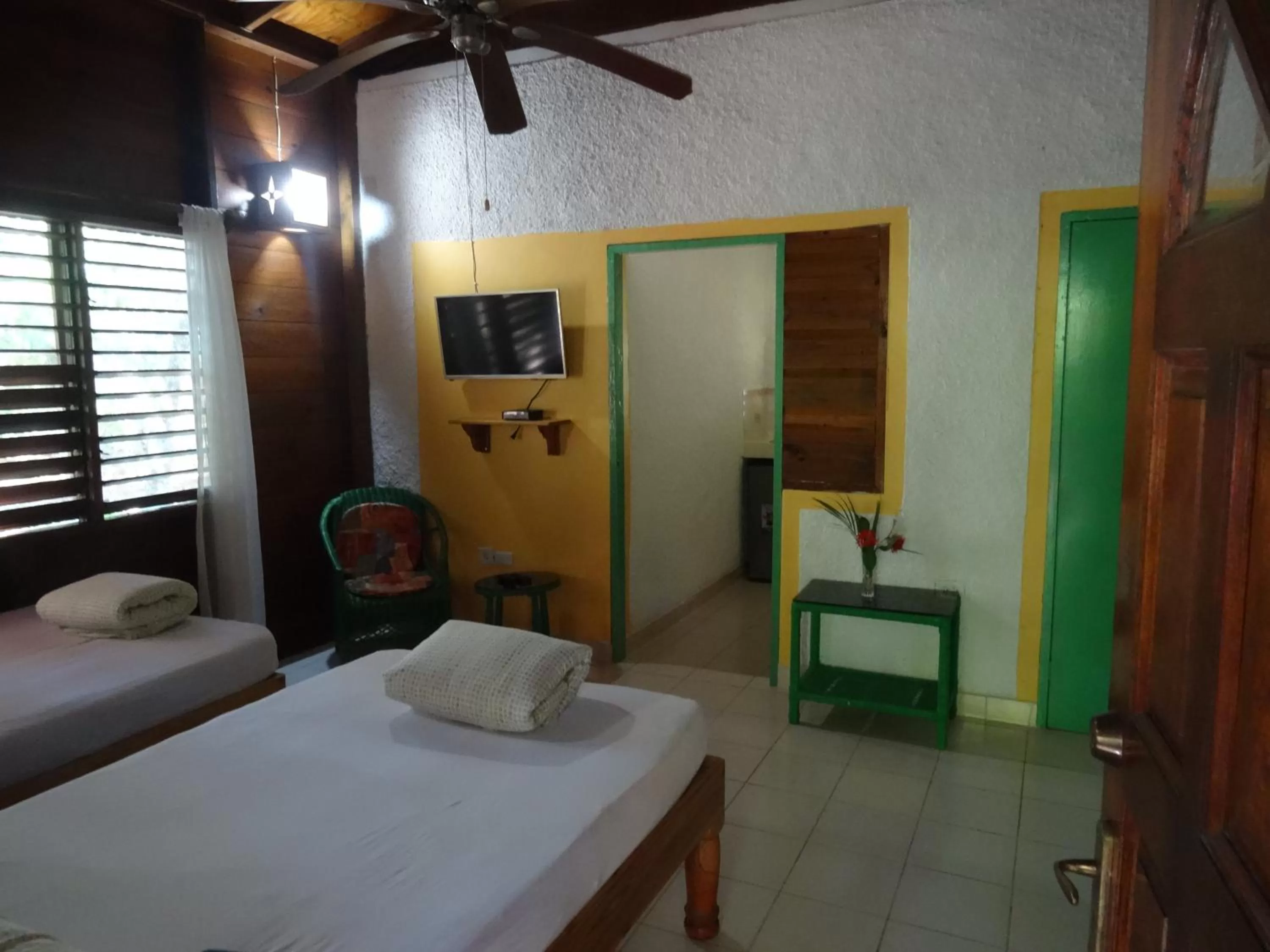 Bed in Lighthouse Inn 2