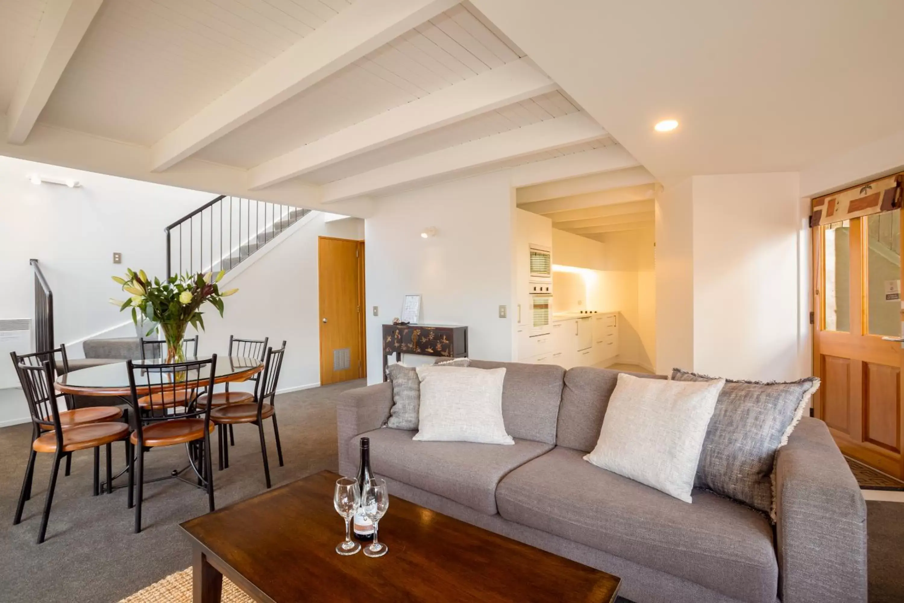 Living room, Seating Area in Cranbury Court Apartments