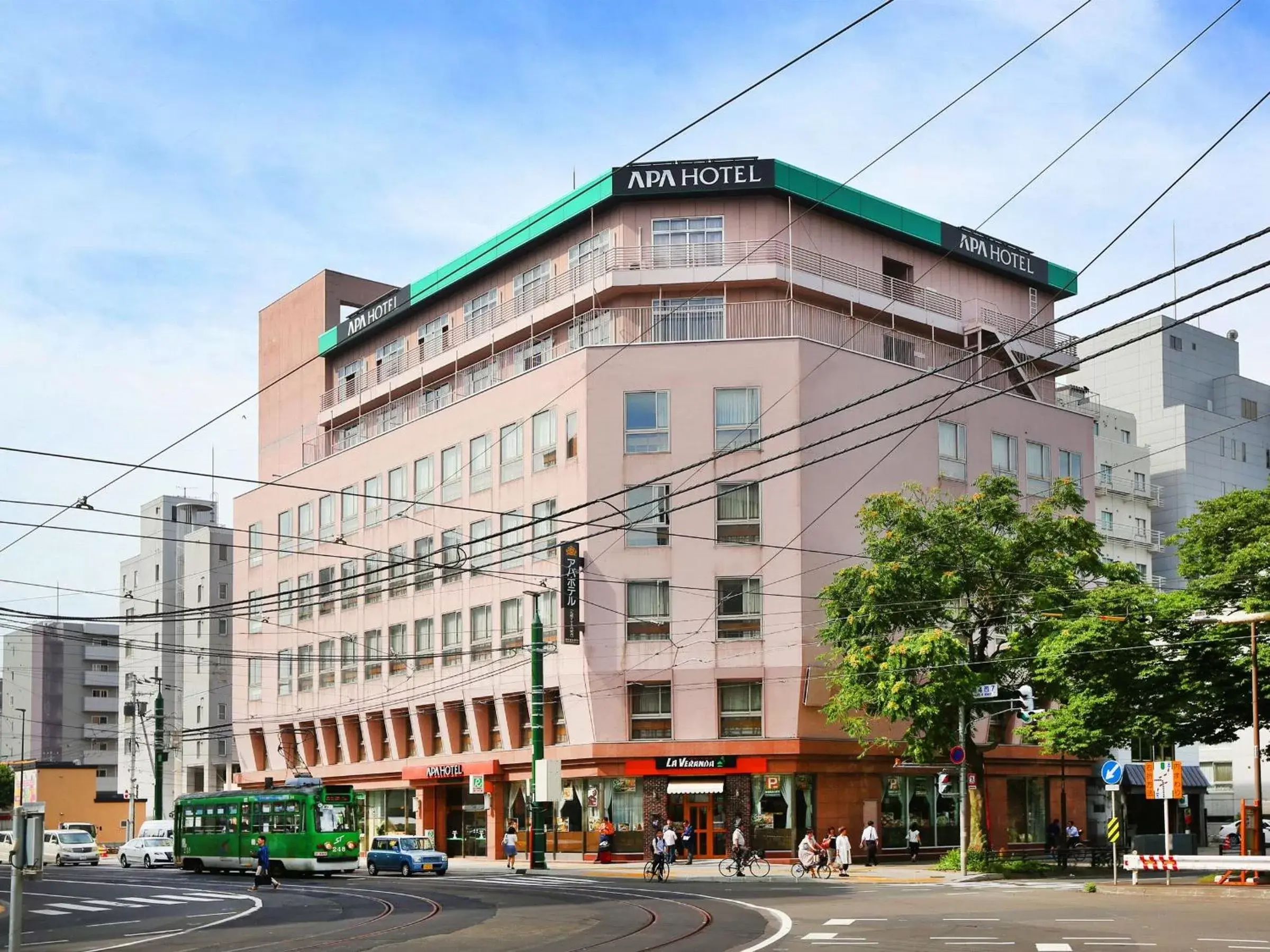 Facade/entrance in APA Hotel Sapporo Susukino Ekinishi