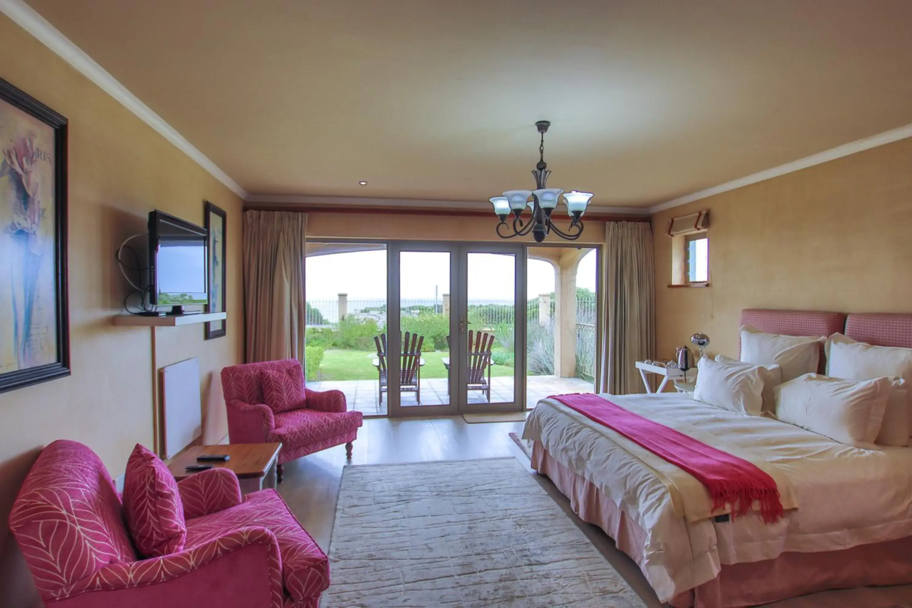 Bedroom in On The Cliff Guest House