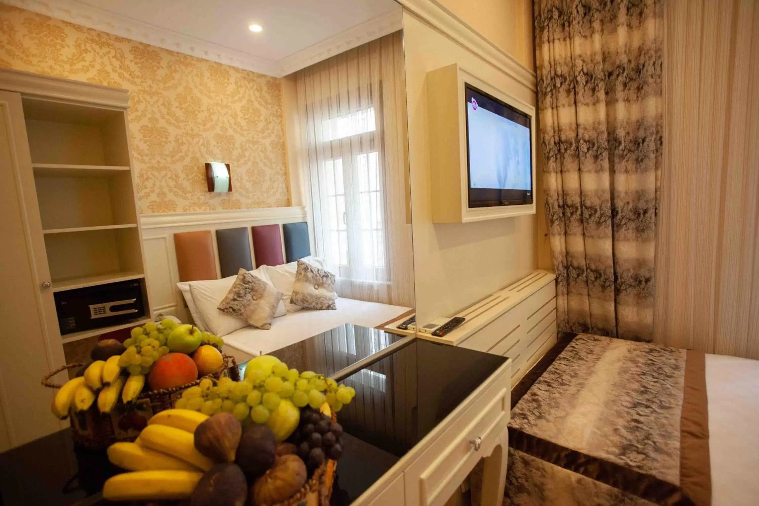 Bed in Best Nobel Hotel