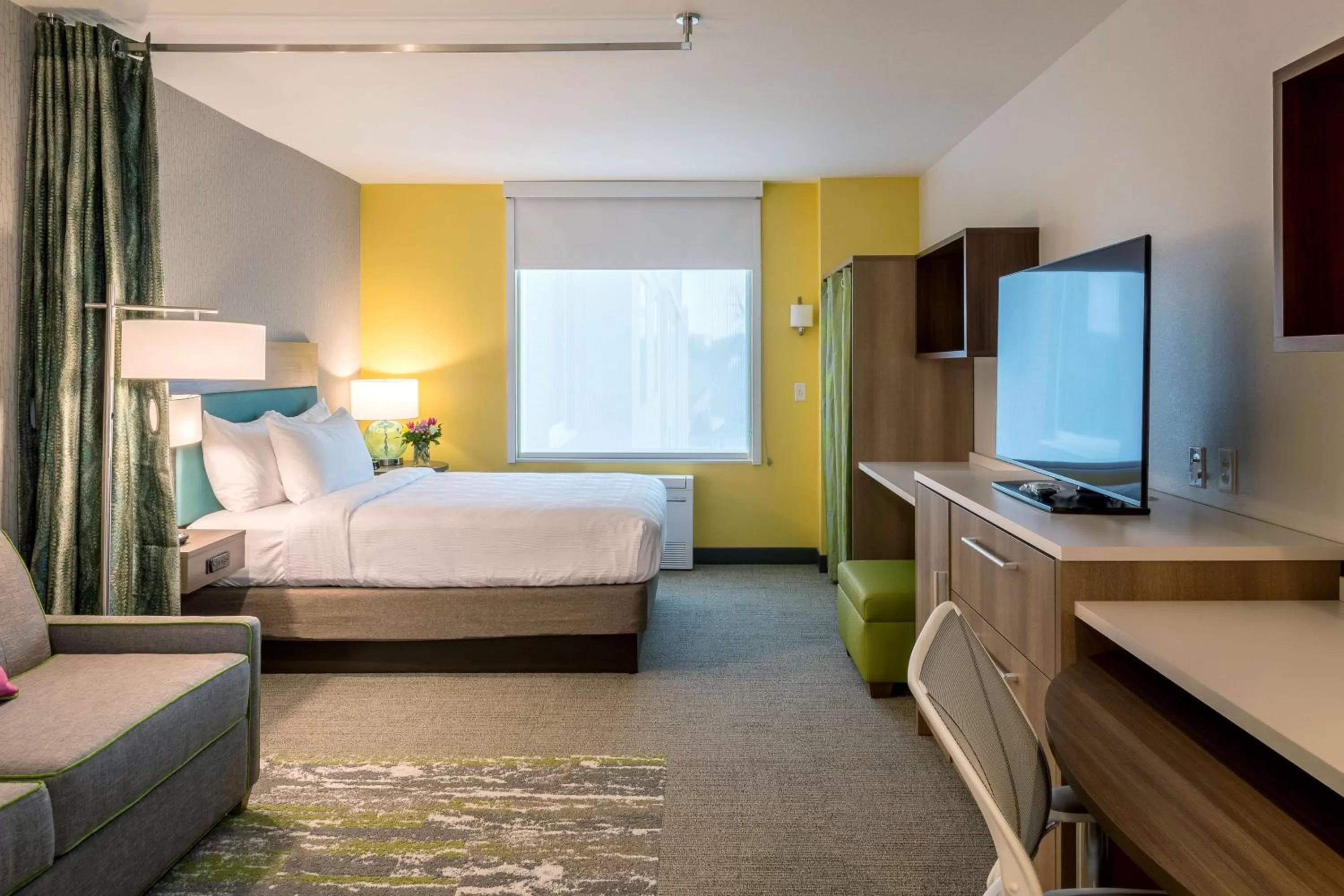 Bedroom, Bed in Home2 Suites By Hilton Memphis East / Germantown, Tn