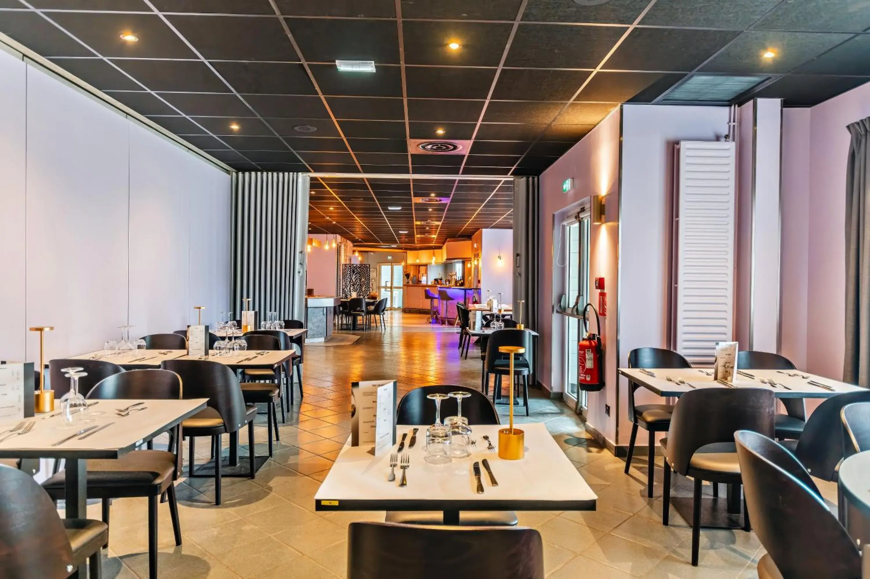 Restaurant/Places to Eat in Inter-Hotel Eclipse Lyon-Décines