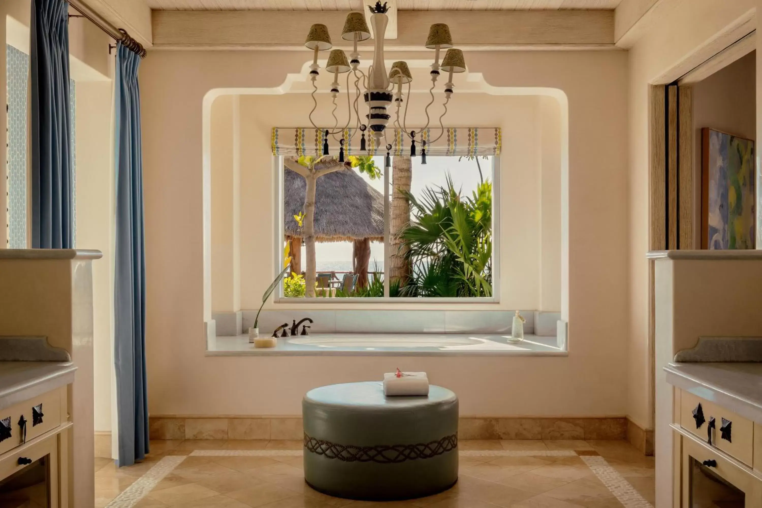 Bathroom in One&Only Palmilla