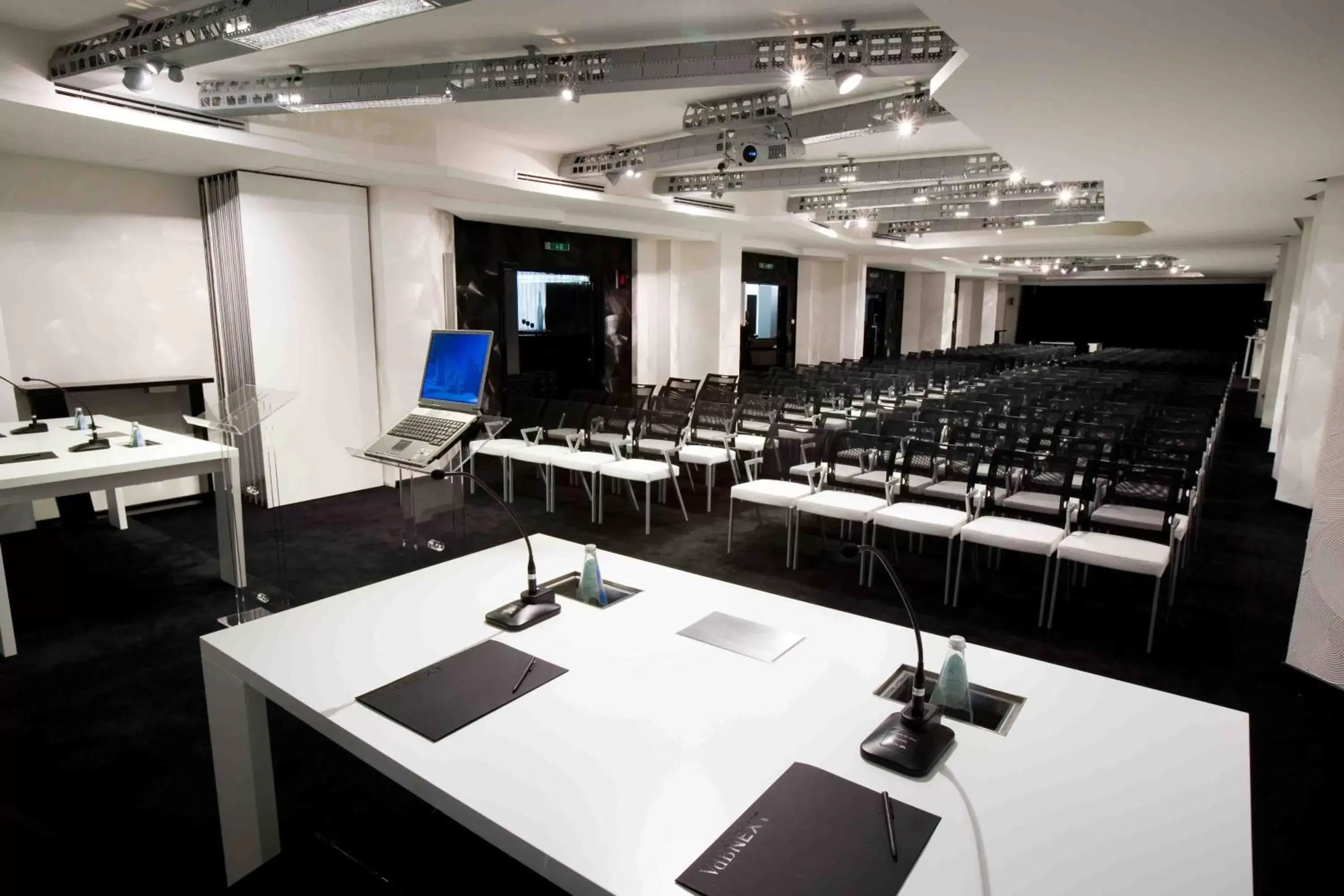 Business facilities, Business Area/Conference Room in Hotel VdB NEXT
