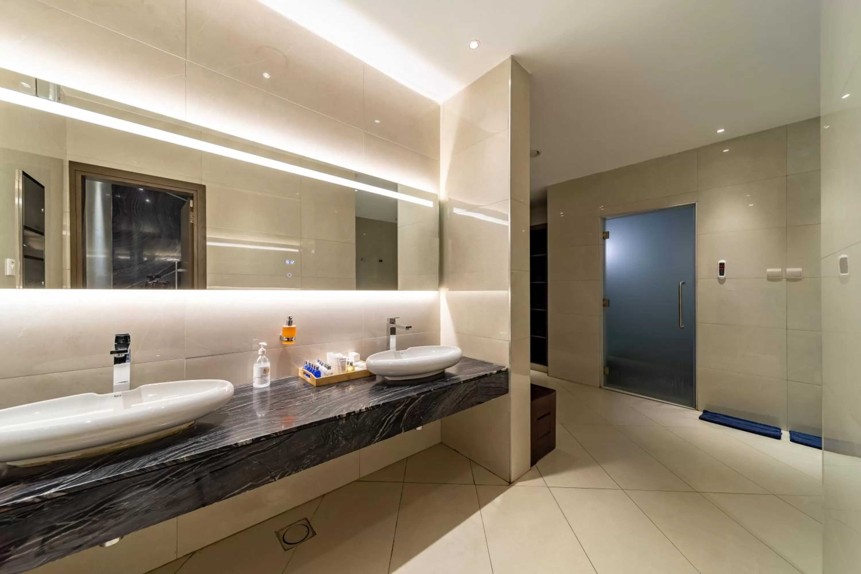 Spa and wellness centre/facilities in Radisson Blu Hotel & Residence Nairobi Arboretum