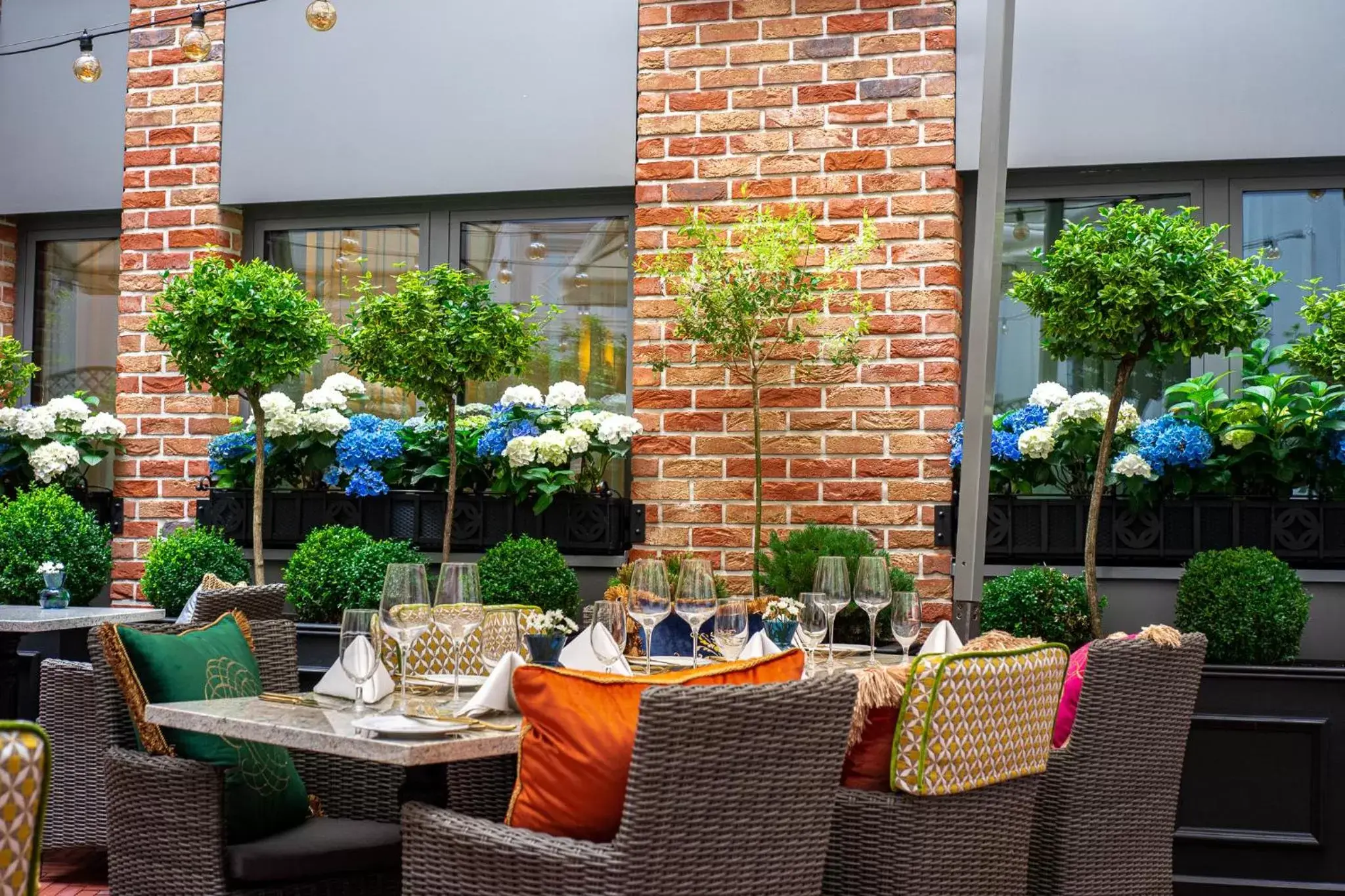 Patio, Restaurant/Places to Eat in Bachleda Luxury Hotel Krakow MGallery Hotel Collection