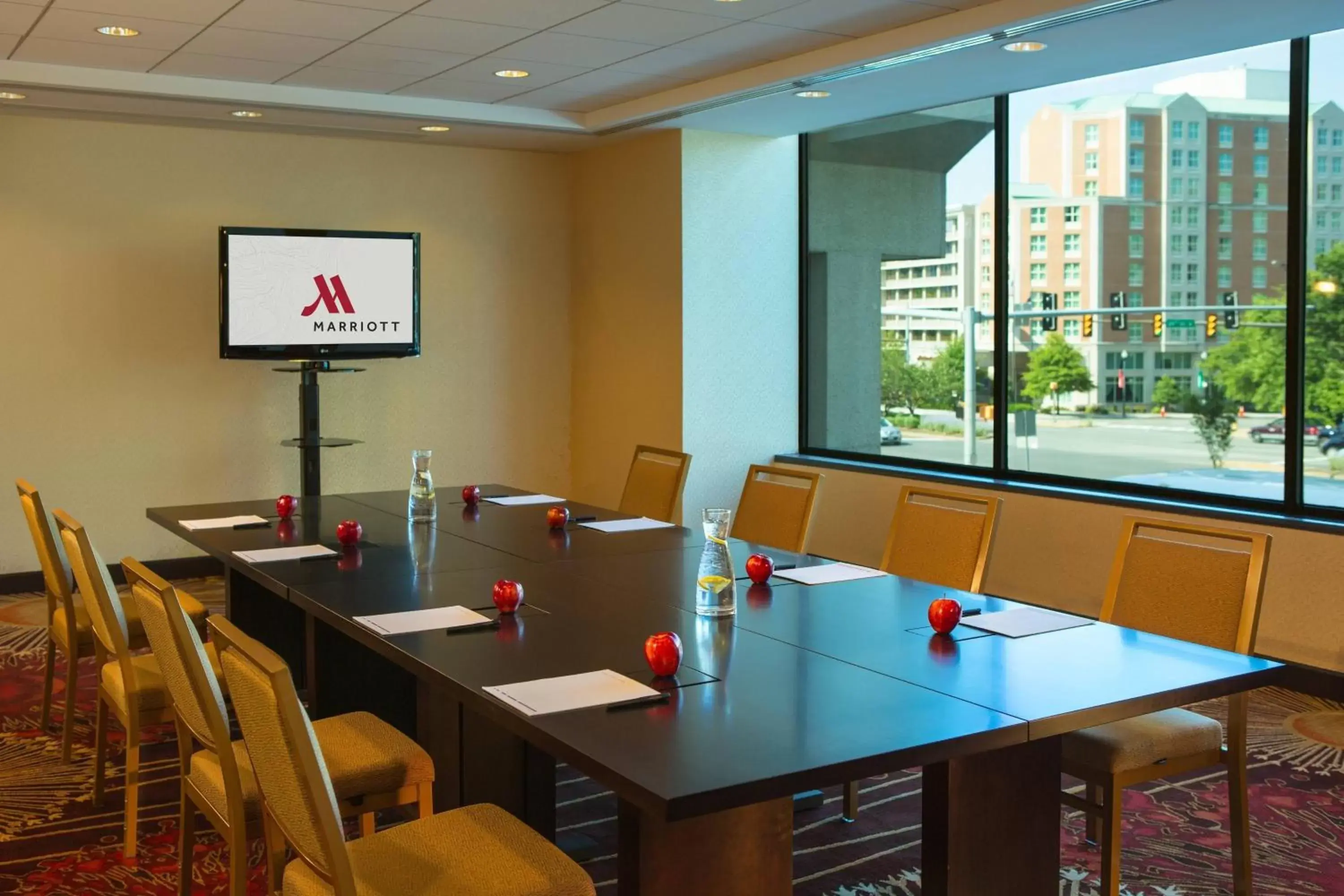 Meeting/conference room in Crystal City Marriott at Reagan National Airport