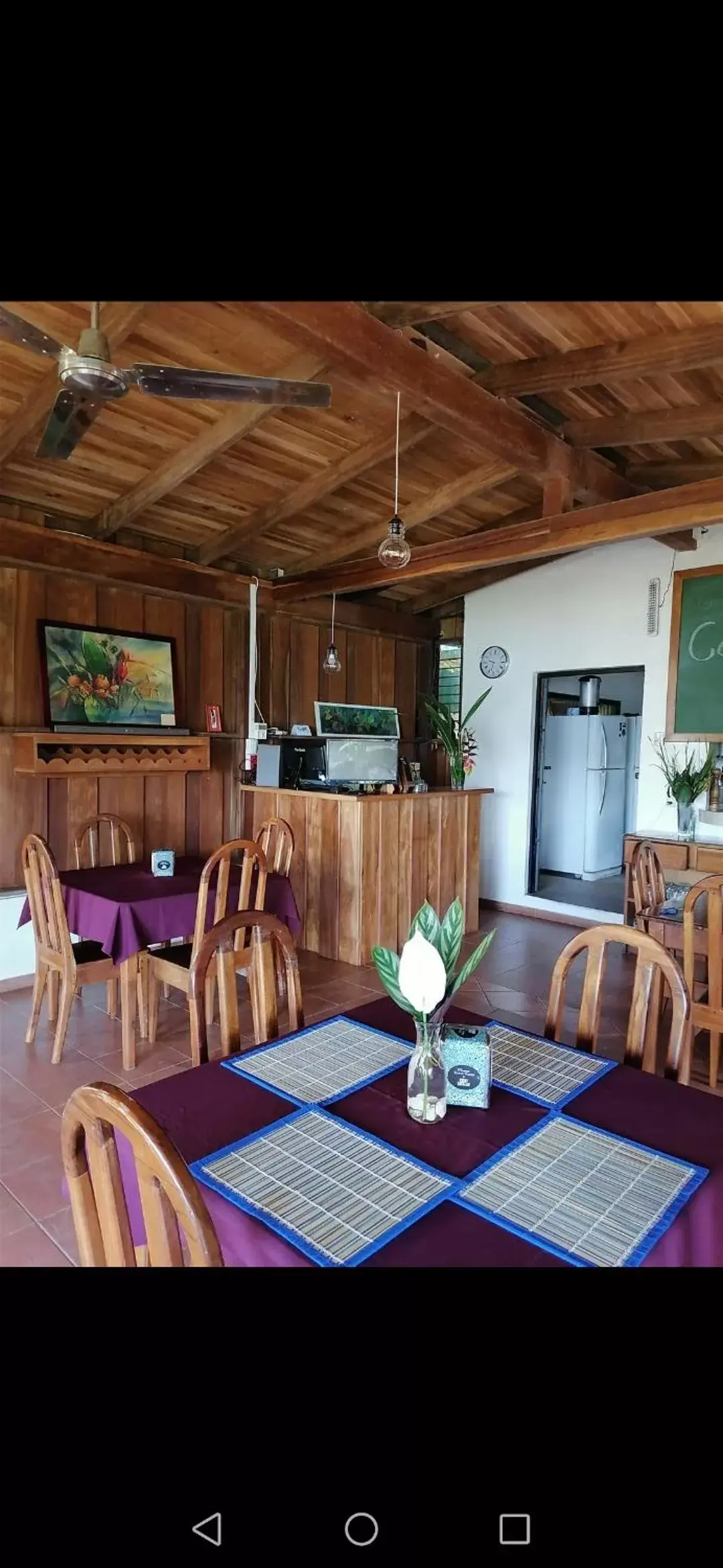 Restaurant/Places to Eat in La Ceiba Tree Lodge