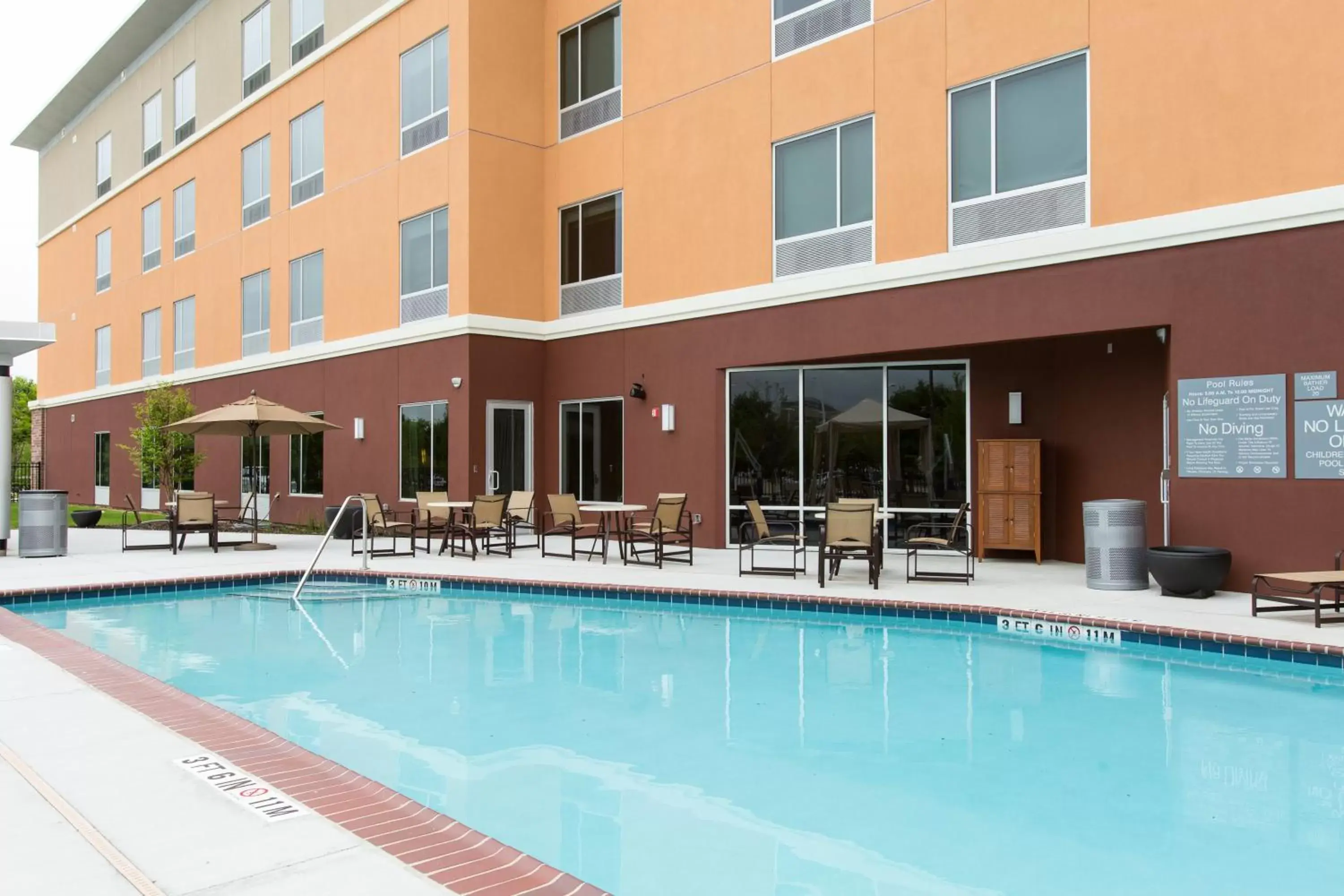 Patio, Swimming Pool in Cambria Hotel Plano - Frisco