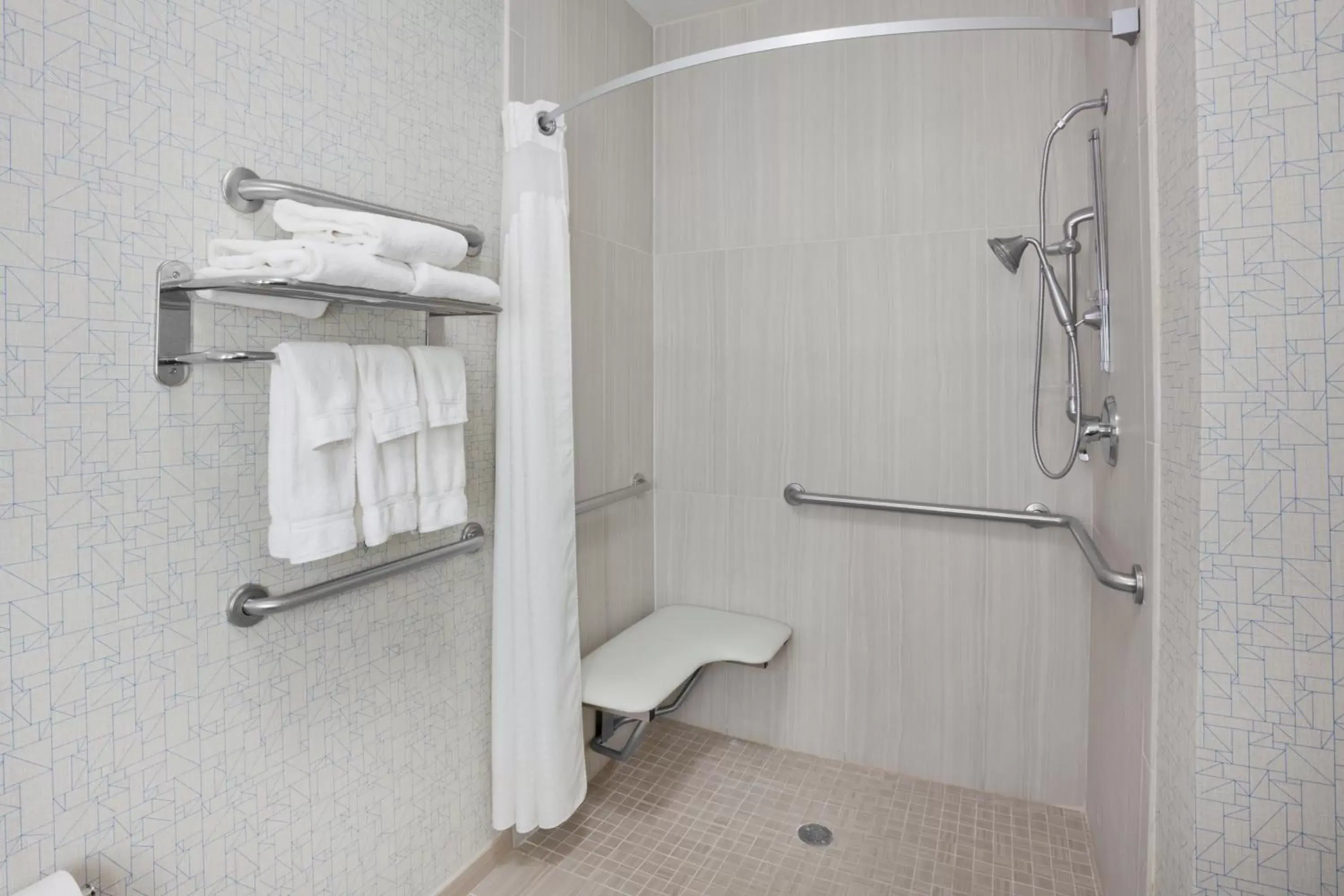 Shower, Bathroom in Holiday Inn Express & Suites - Dickinson, an IHG Hotel