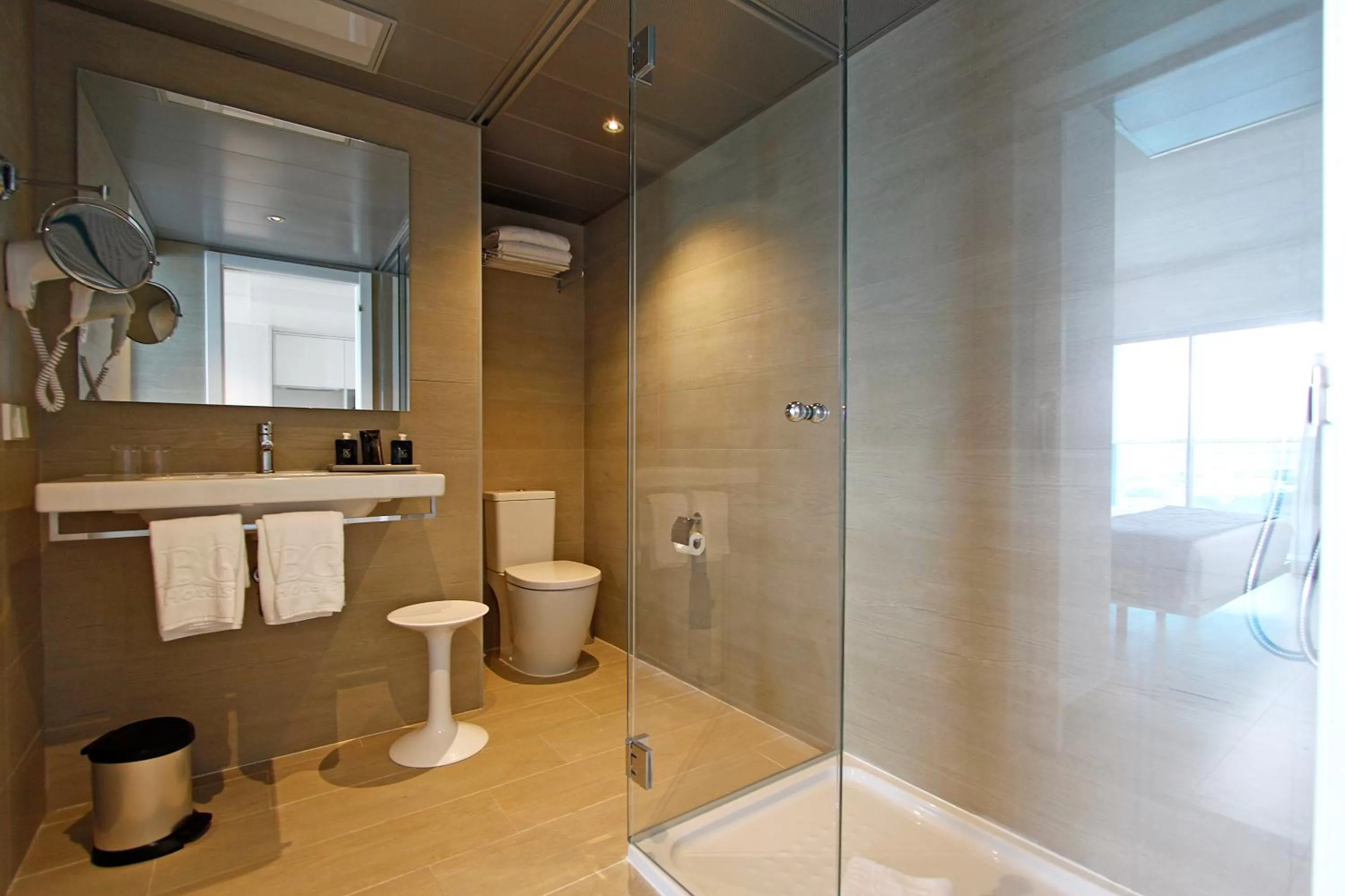 Bathroom in BG Tonga Tower