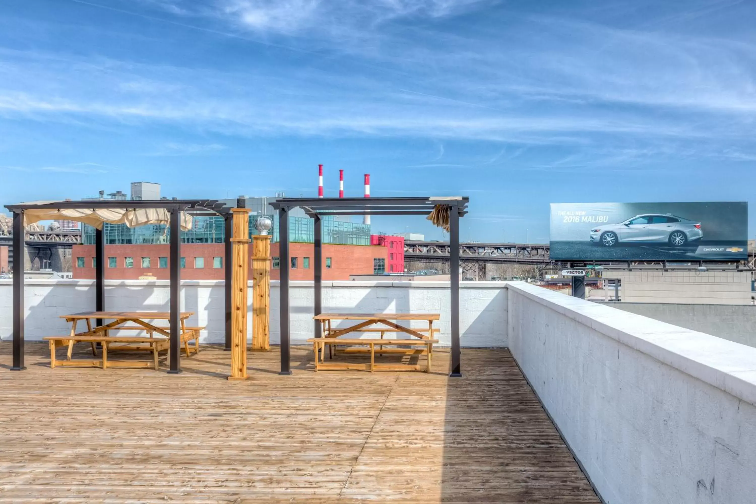 Patio in LIC Hotel