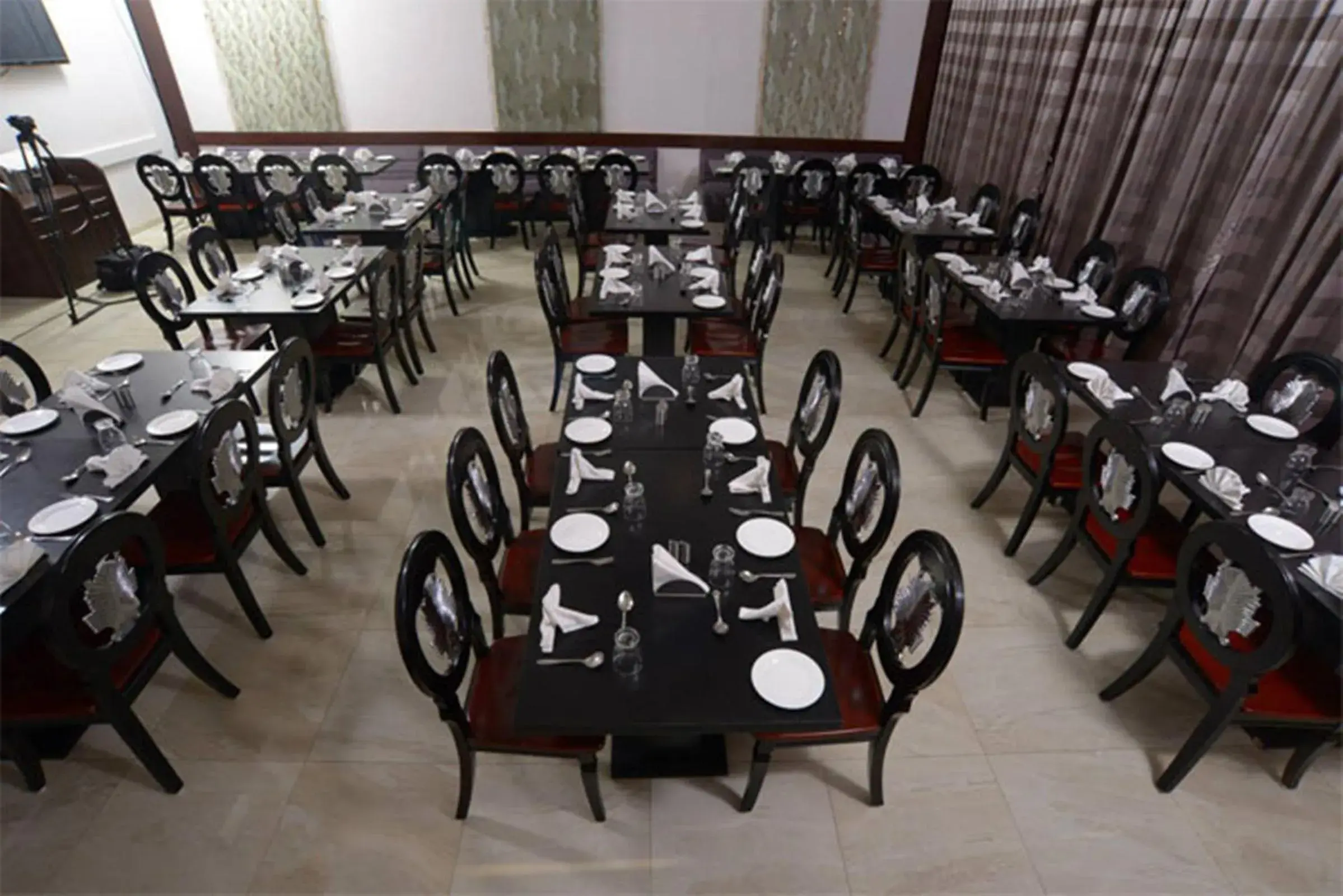 Restaurant/Places to Eat in Regenta Resort Bhuj