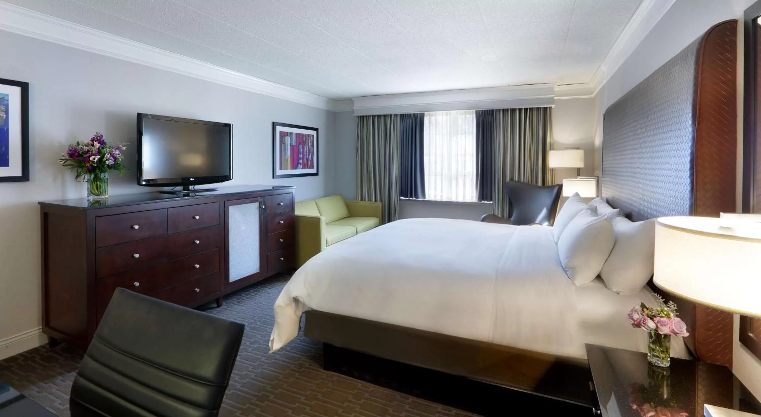 Bedroom, Bed in Hilton Mystic