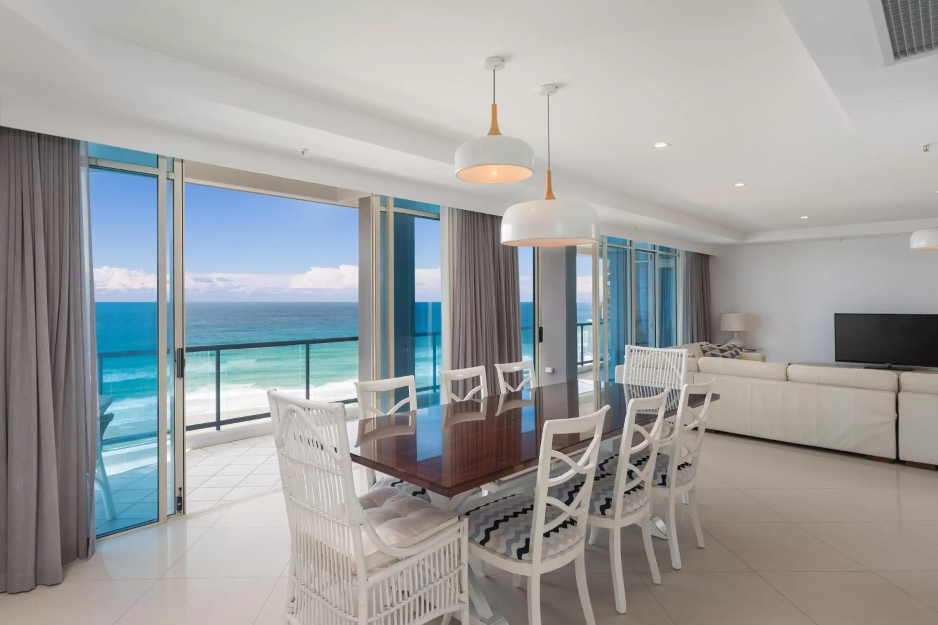 Dining Area in Oceana On Broadbeach