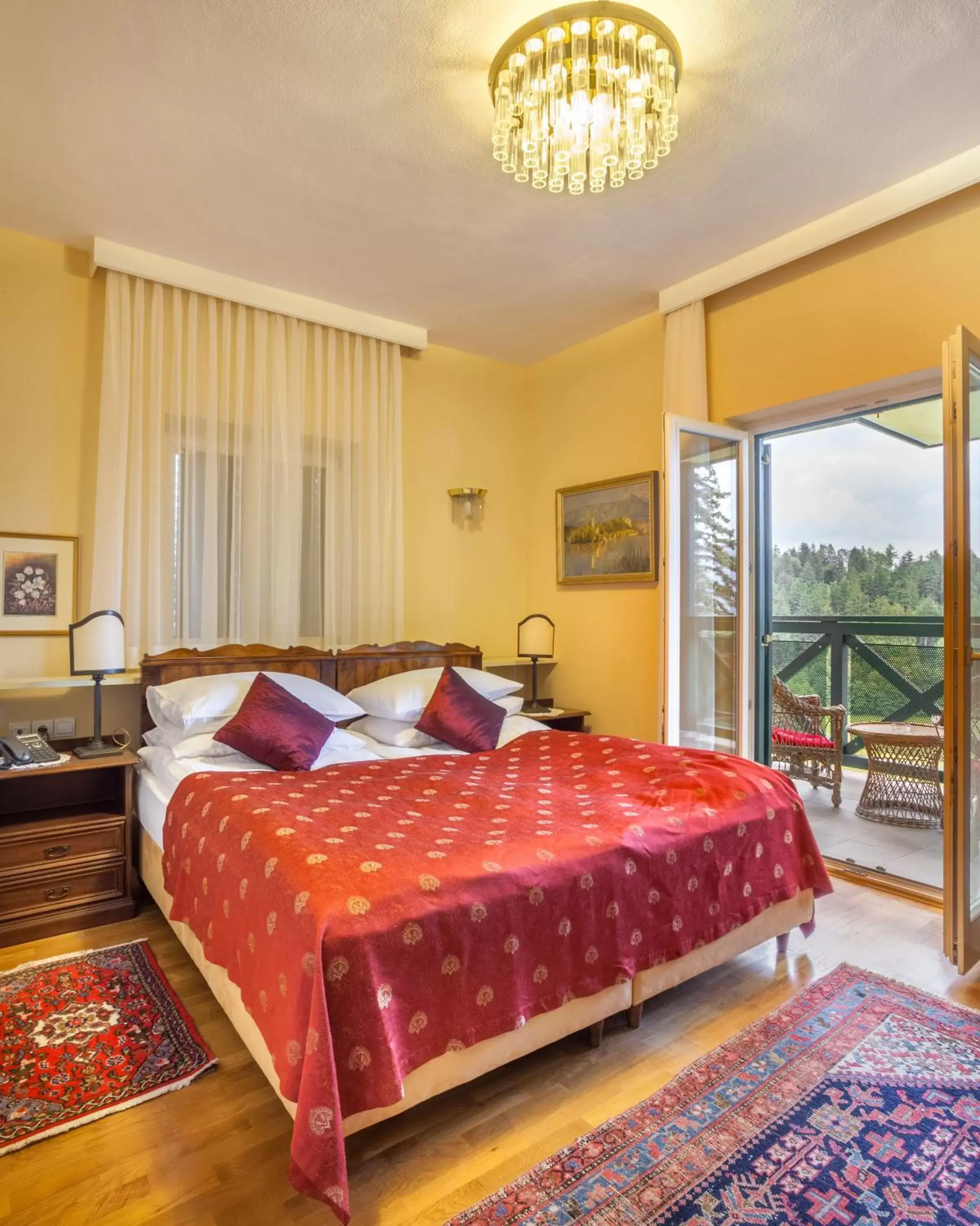 Bed in Hotel Triglav