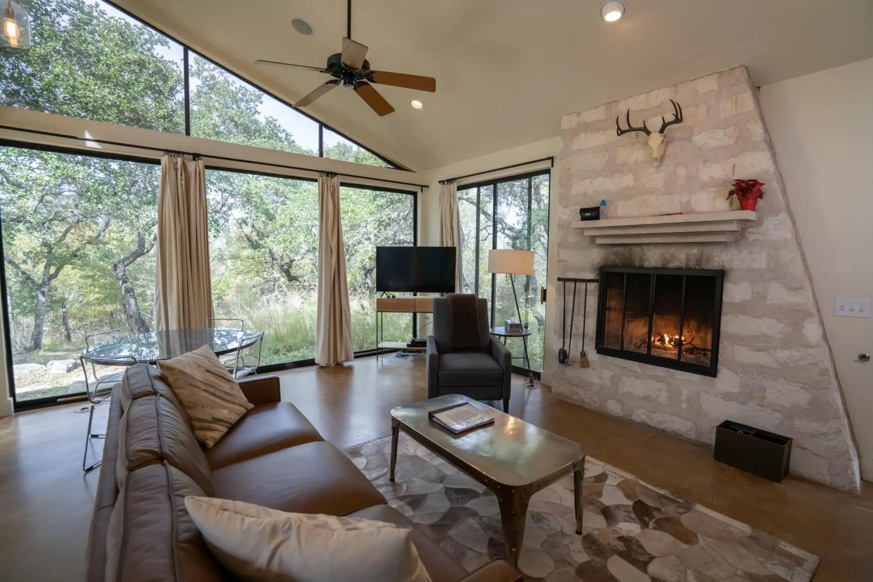 Living room, Seating Area in Sage Hill Inn & Spa